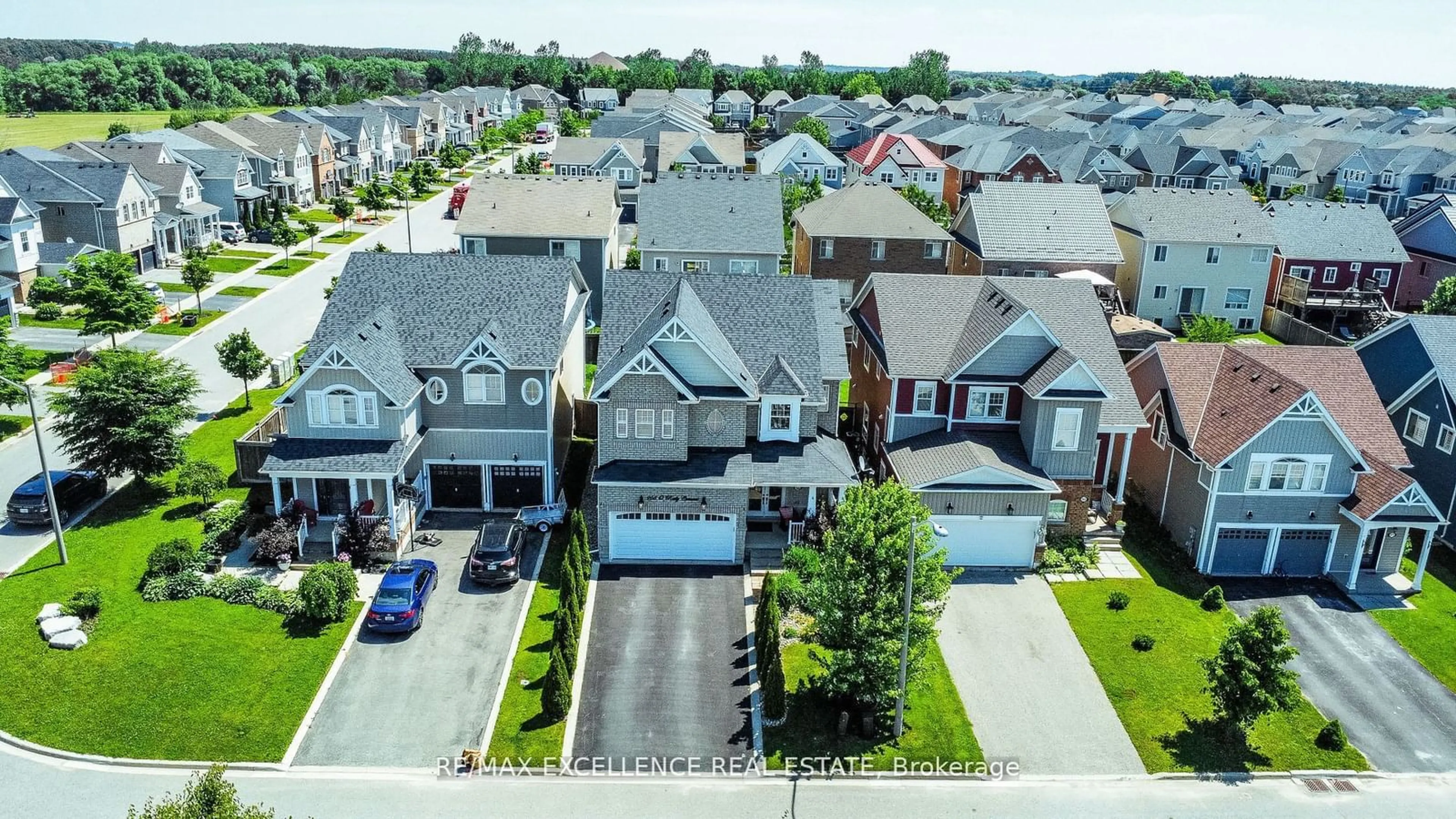 A pic from exterior of the house or condo, the street view for 965 O'Reilly Cres, Shelburne Ontario L9V 2S4