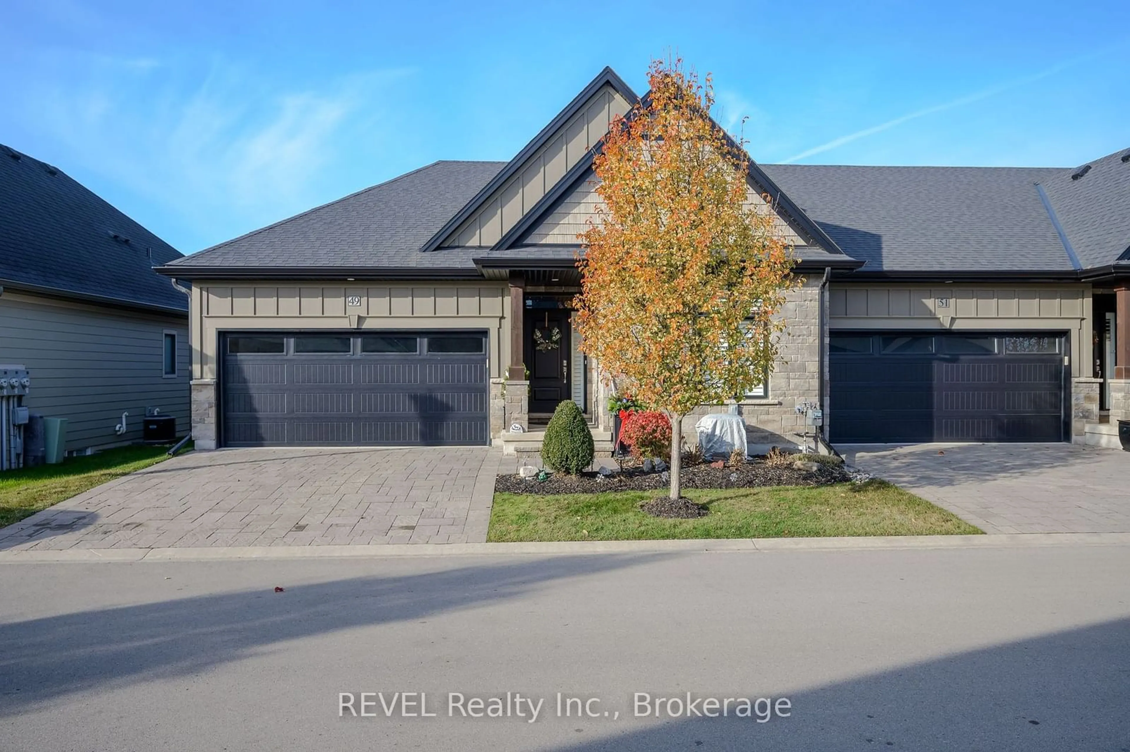 Frontside or backside of a home, the street view for 180 Port Robinson Rd #49, Pelham Ontario L0S 1E6