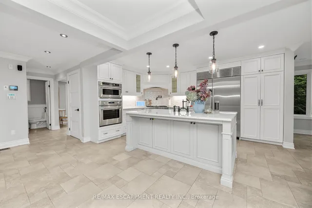 Additional property image - 185 Central Dr