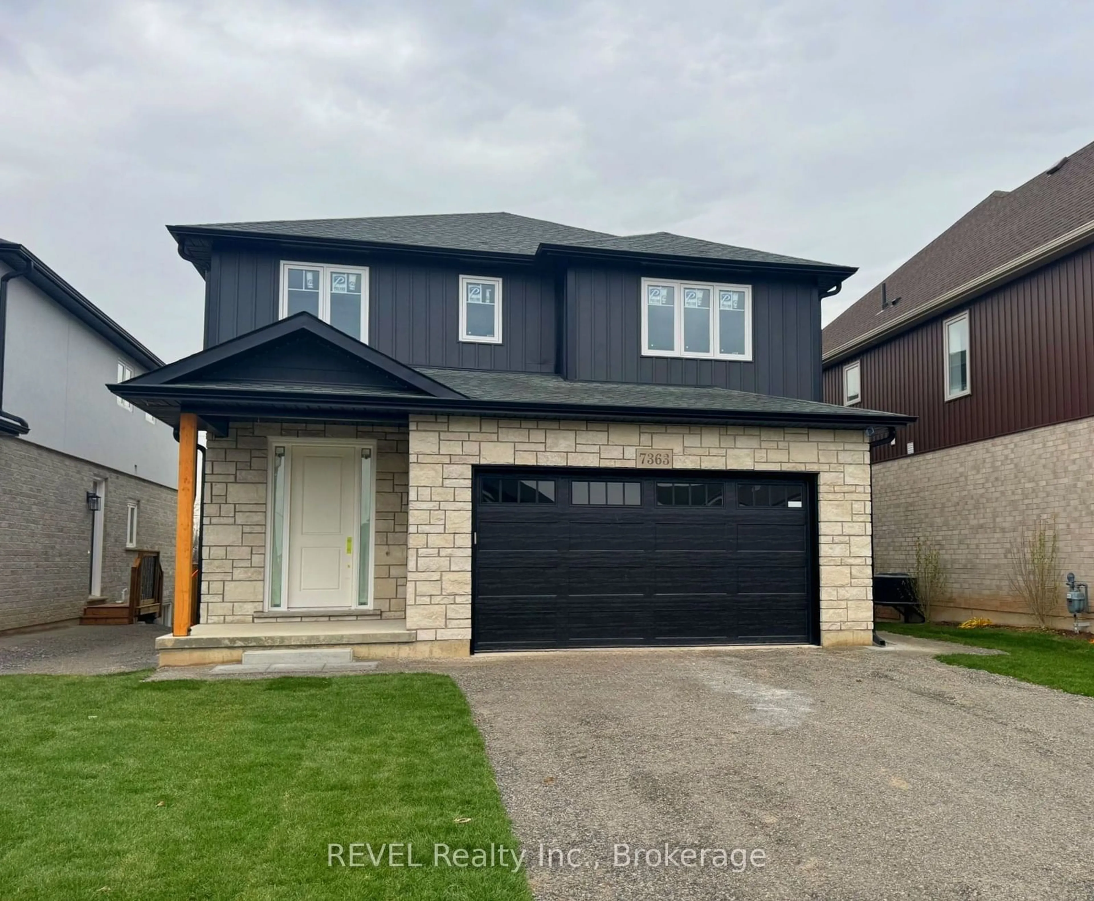 Frontside or backside of a home, the street view for 7363 SHERRILEE Cres, Niagara Falls Ontario L2H 3T1