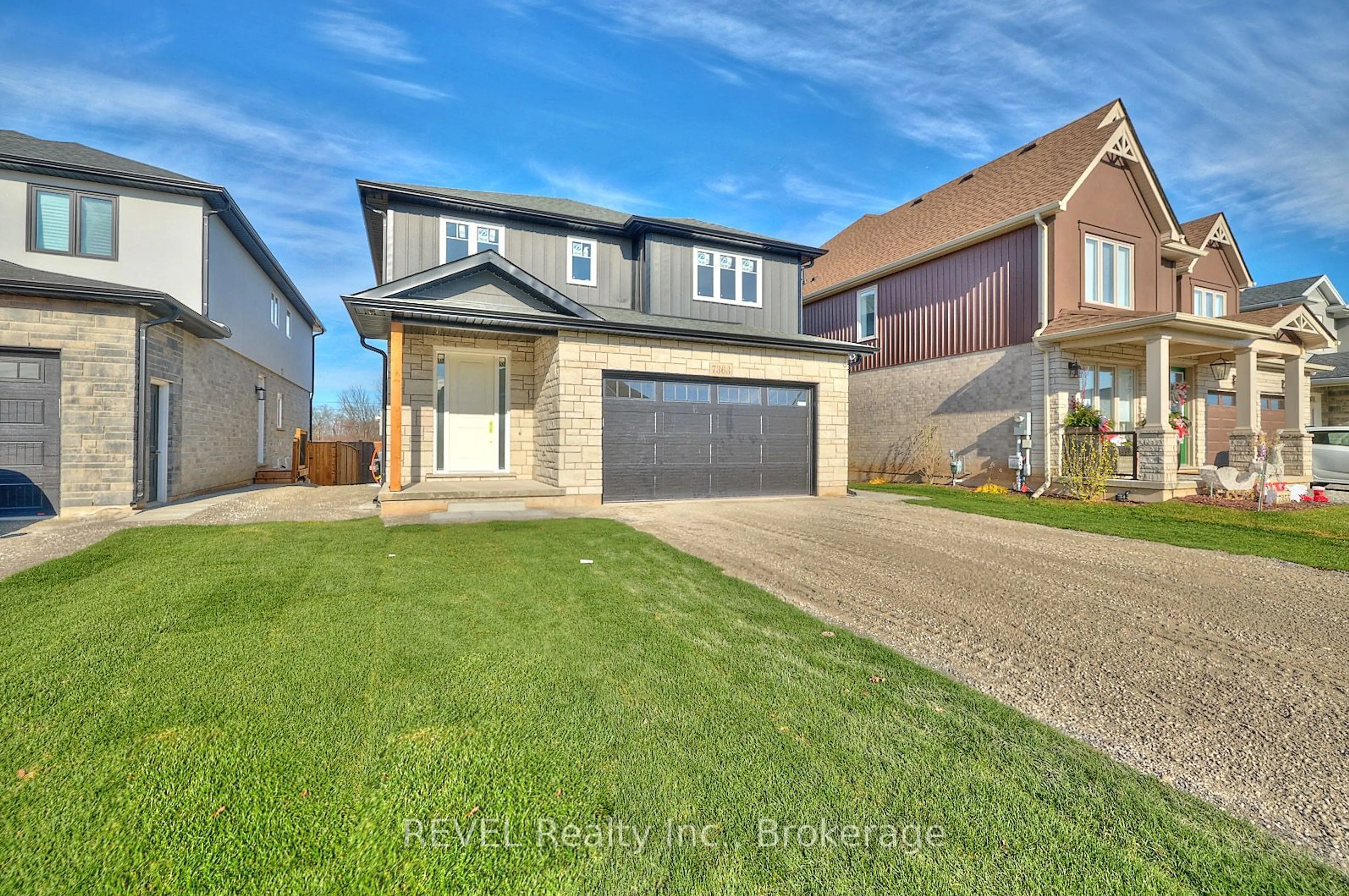 Frontside or backside of a home, the street view for 7363 SHERRILEE Cres, Niagara Falls Ontario L2H 3T1