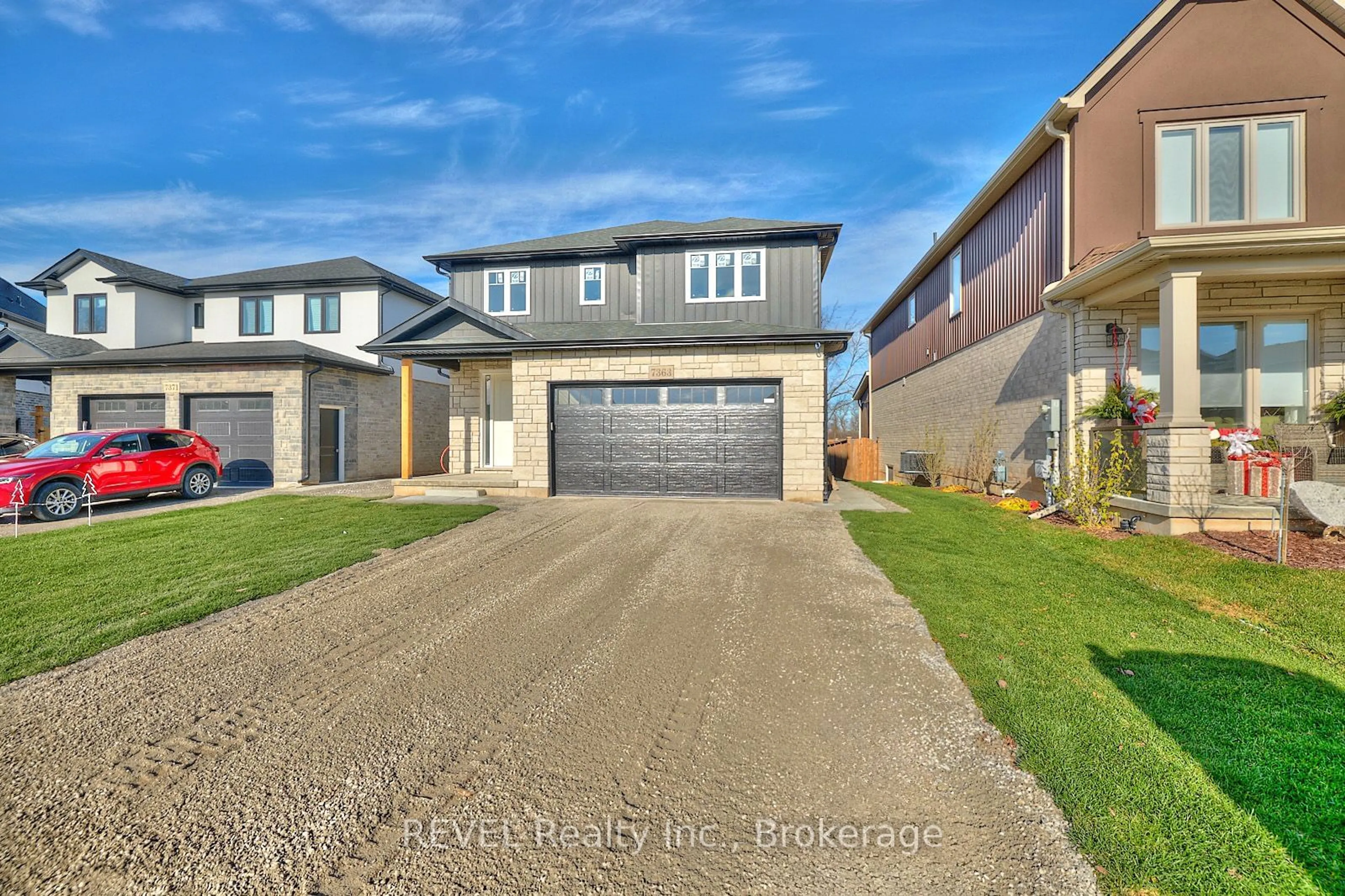 Frontside or backside of a home, the street view for 7363 SHERRILEE Cres, Niagara Falls Ontario L2H 3T1