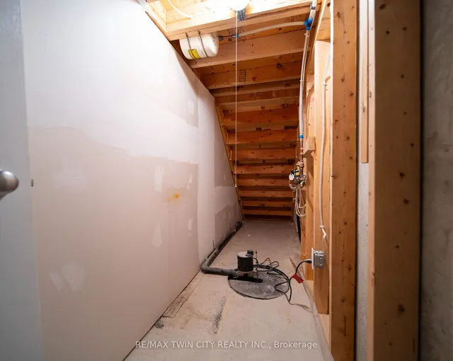 Additional property image - 756 Bleams Rd Unit A