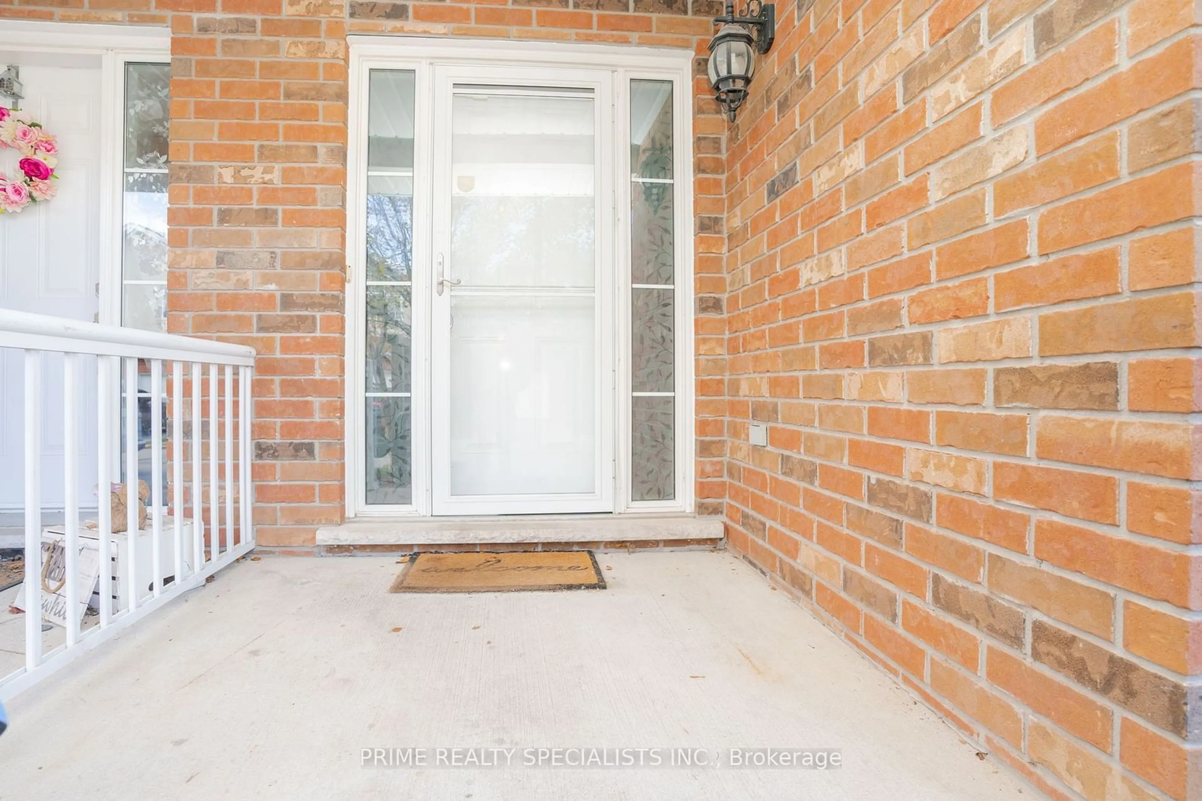 Patio, the street view for 20 Mcconkey Cres #80, Brant Ontario N3S 0B6