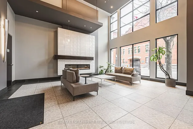 Additional property image - 181 James St Unit 402