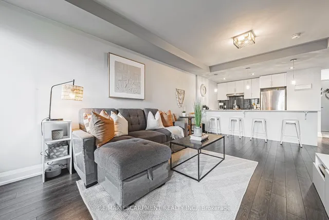 Additional property image - 181 James St Unit 402