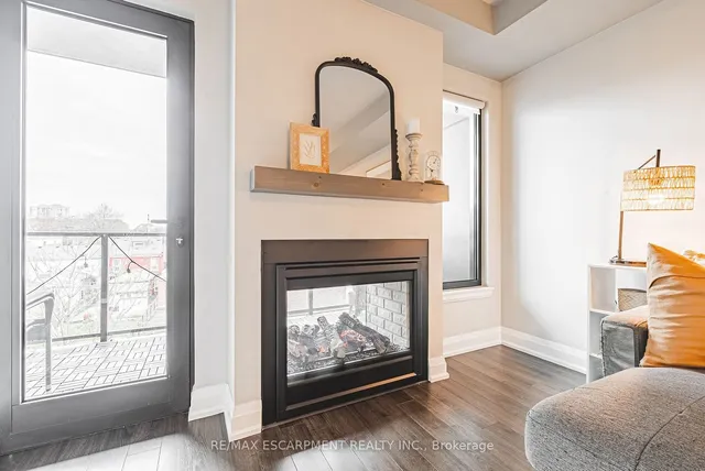 Additional property image - 181 James St Unit 402