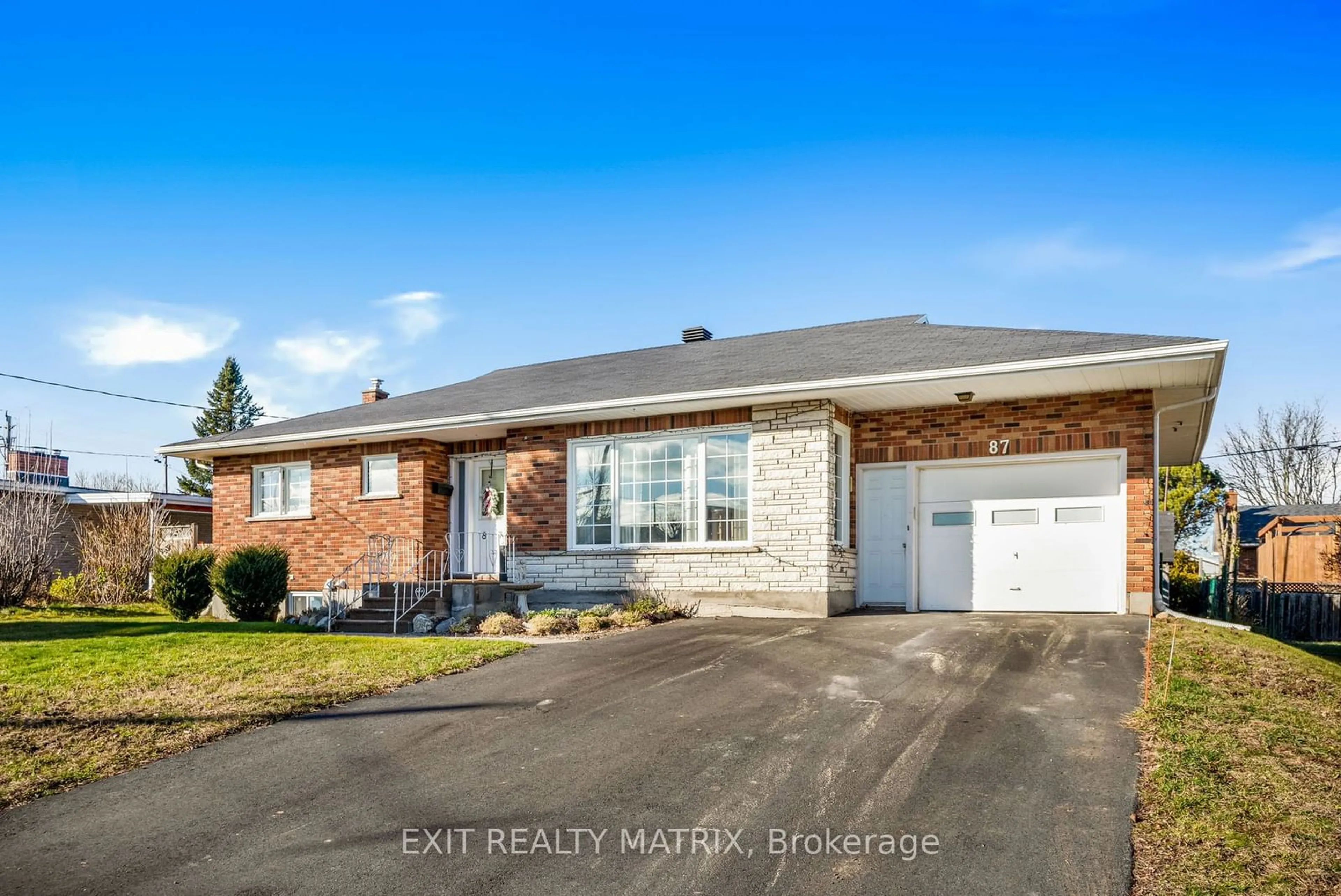 Frontside or backside of a home, cottage for 87 Clement St, North Glengarry Ontario K0C 1A0