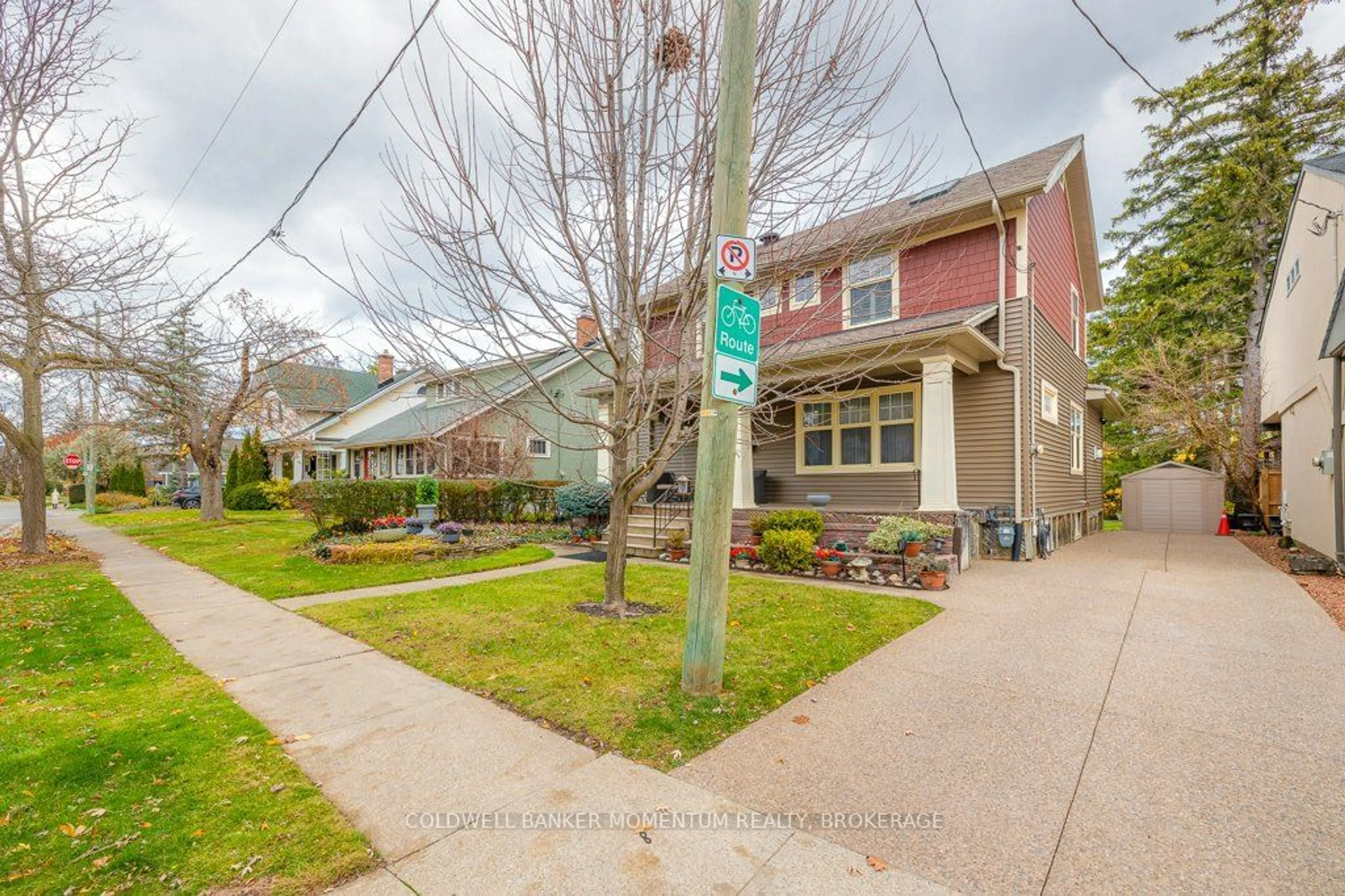 A pic from exterior of the house or condo, the street view for 43 South Dr, St. Catharines Ontario L2R 4V1