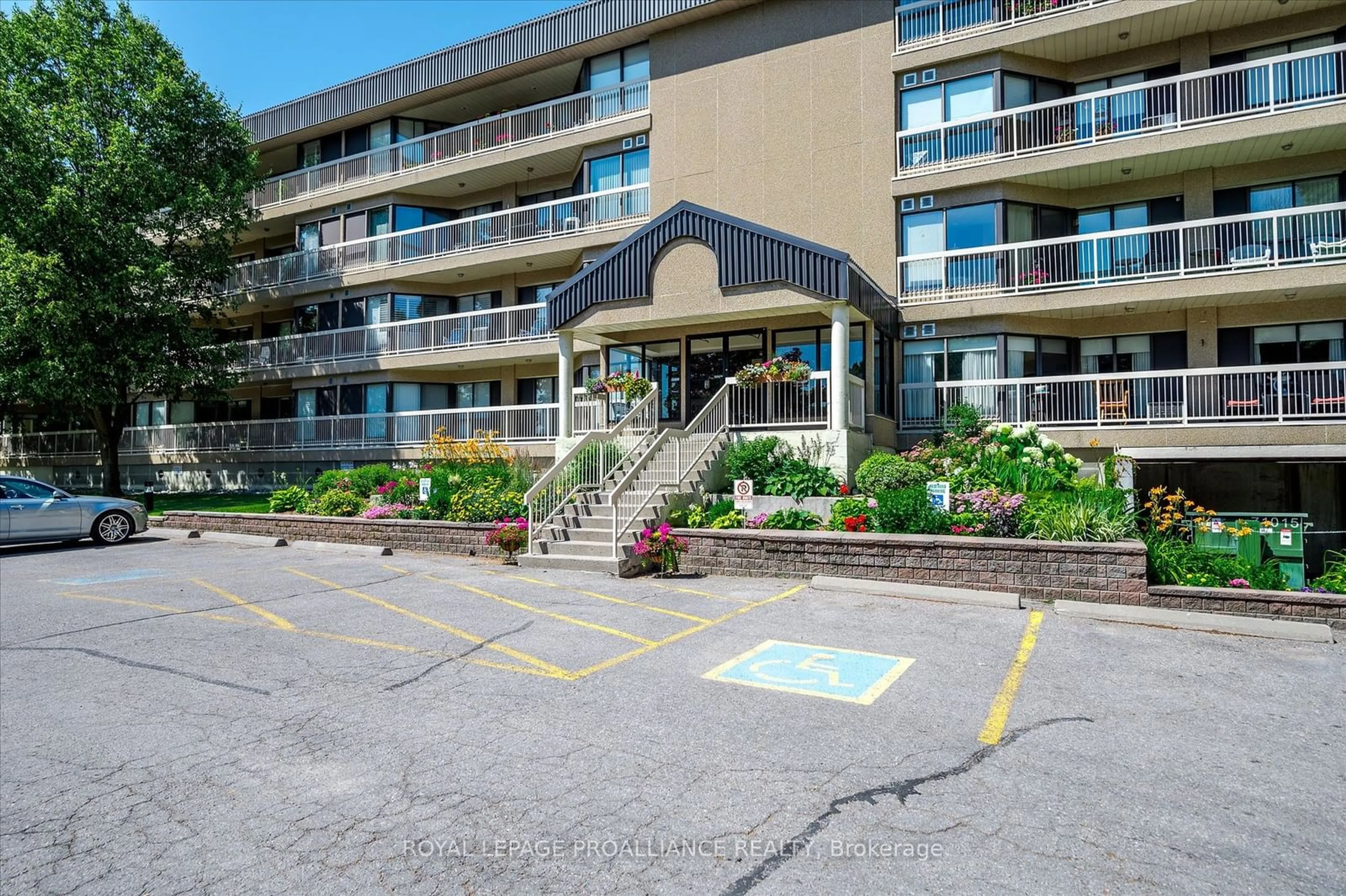 A pic from exterior of the house or condo, the front or back of building for 40 Auburn St #107, Peterborough Ontario K9H 2G2