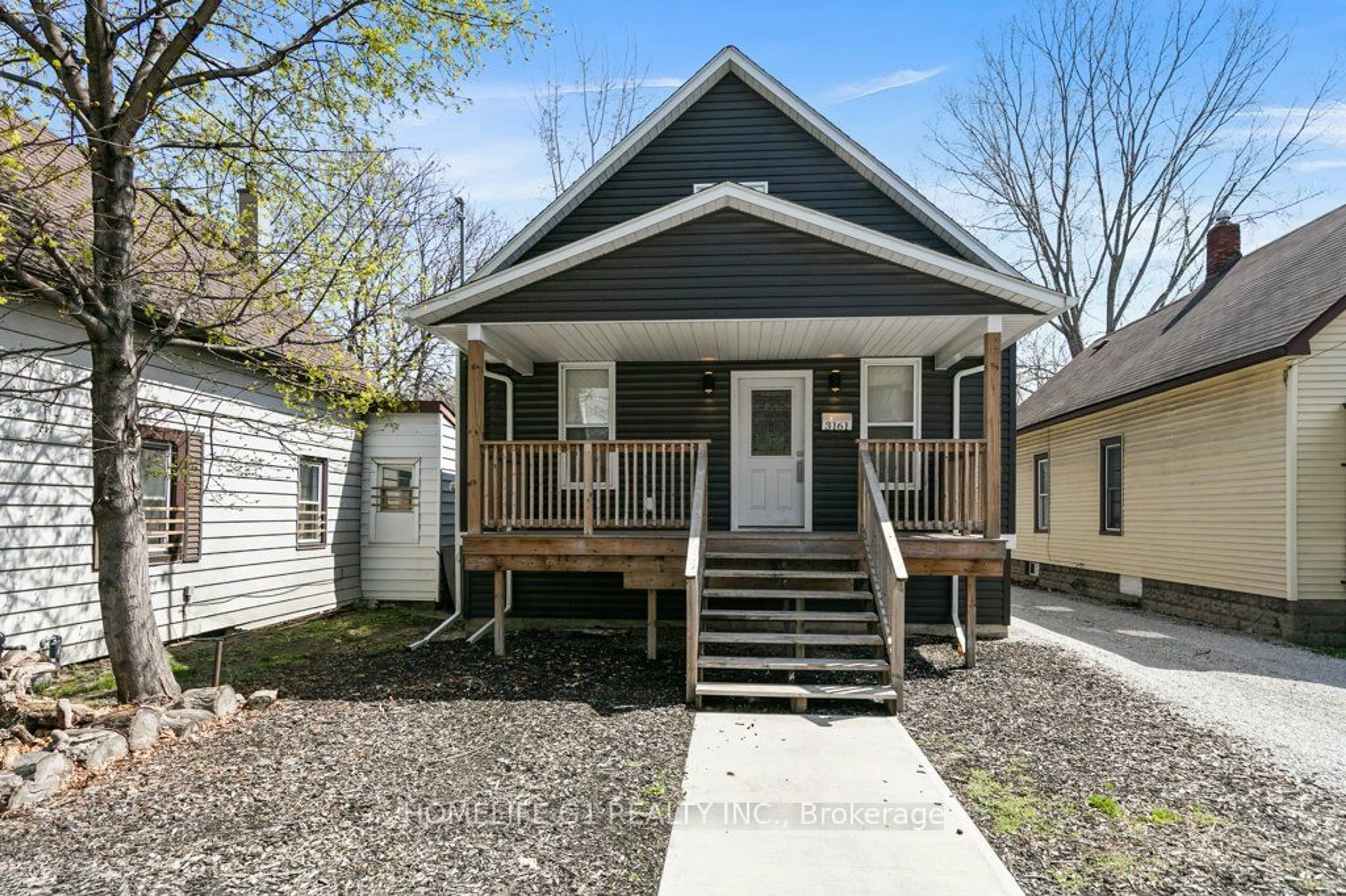 Frontside or backside of a home, cottage for 3161 Peter St, Windsor Ontario N9C 1H4