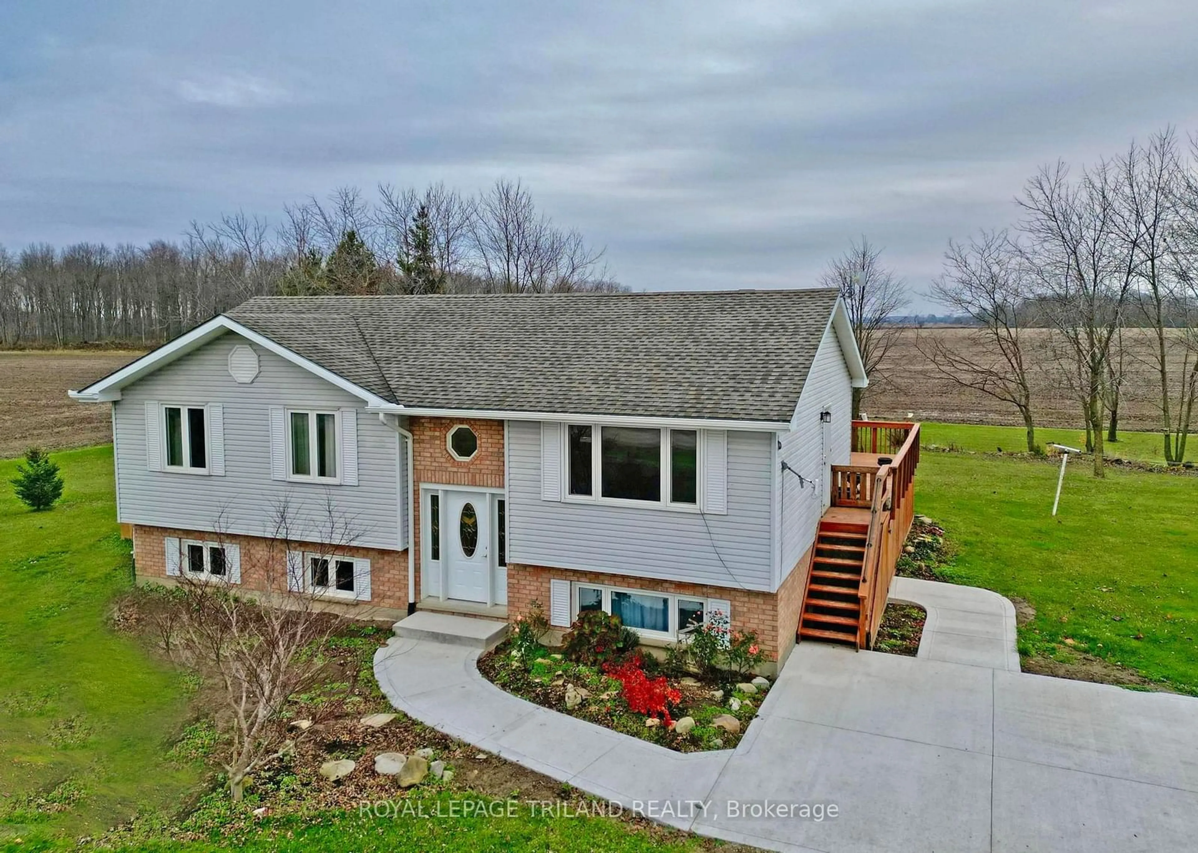 Frontside or backside of a home, cottage for 21217 TAITS Rd, Southwest Middlesex Ontario N0L 1M0