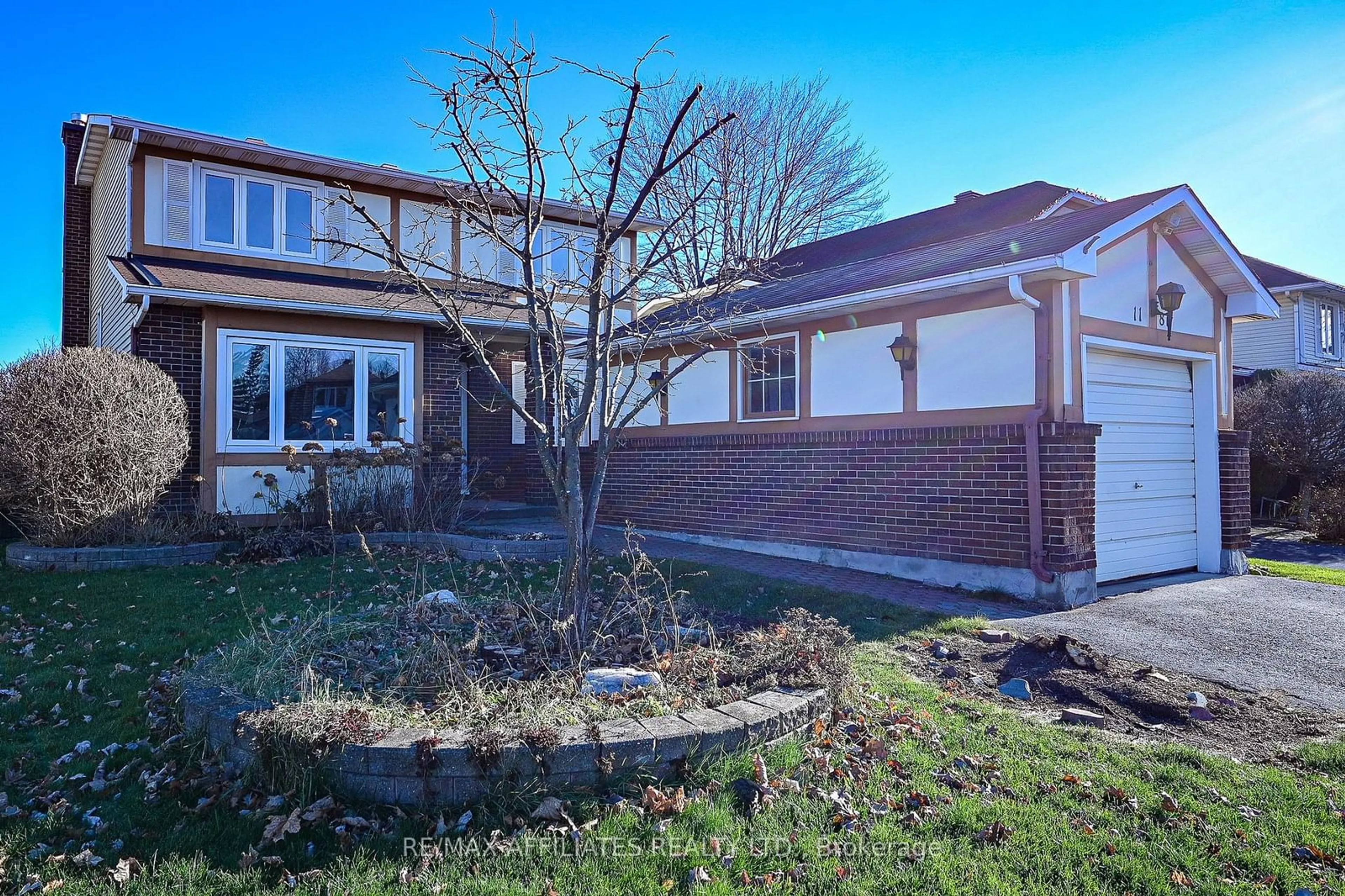 A pic from exterior of the house or condo, the fenced backyard for 1181 Ste. Therese Lane, Orleans - Convent Glen and Area Ontario K1C 2A5