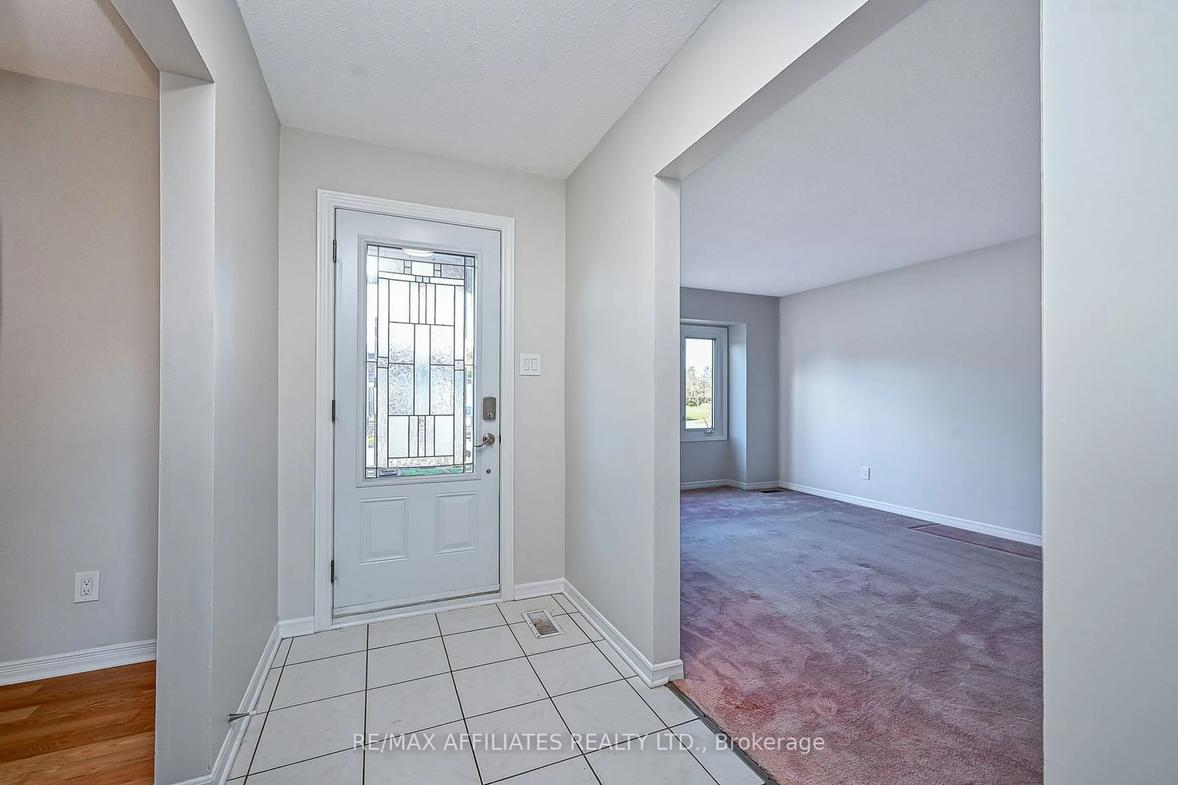 Indoor entryway, not visible floor for 1181 Ste. Therese Lane, Orleans - Convent Glen and Area Ontario K1C 2A5