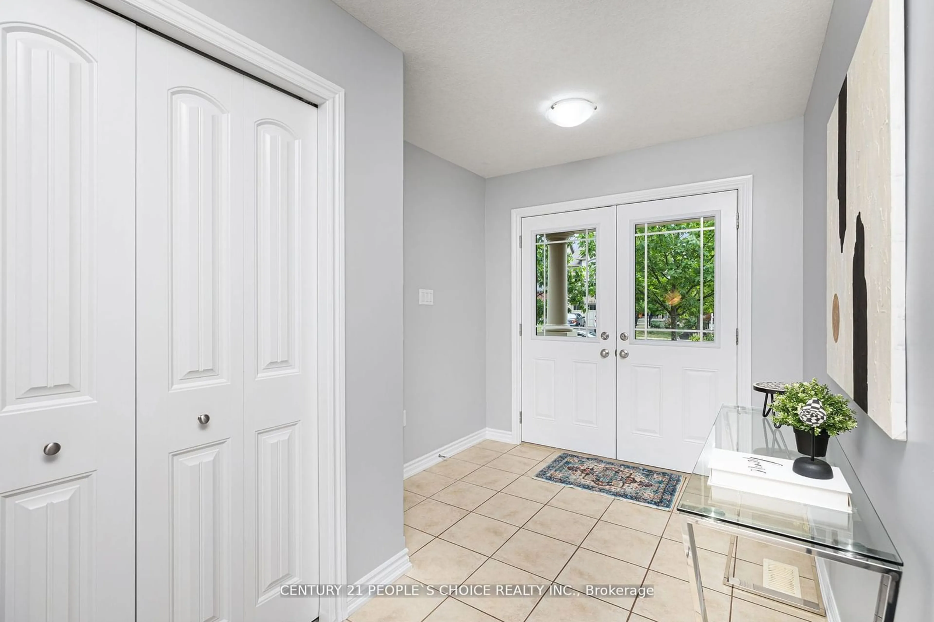 Indoor entryway, not visible floor for 313 Colonial Dr, Guelph Ontario N1L 0C8