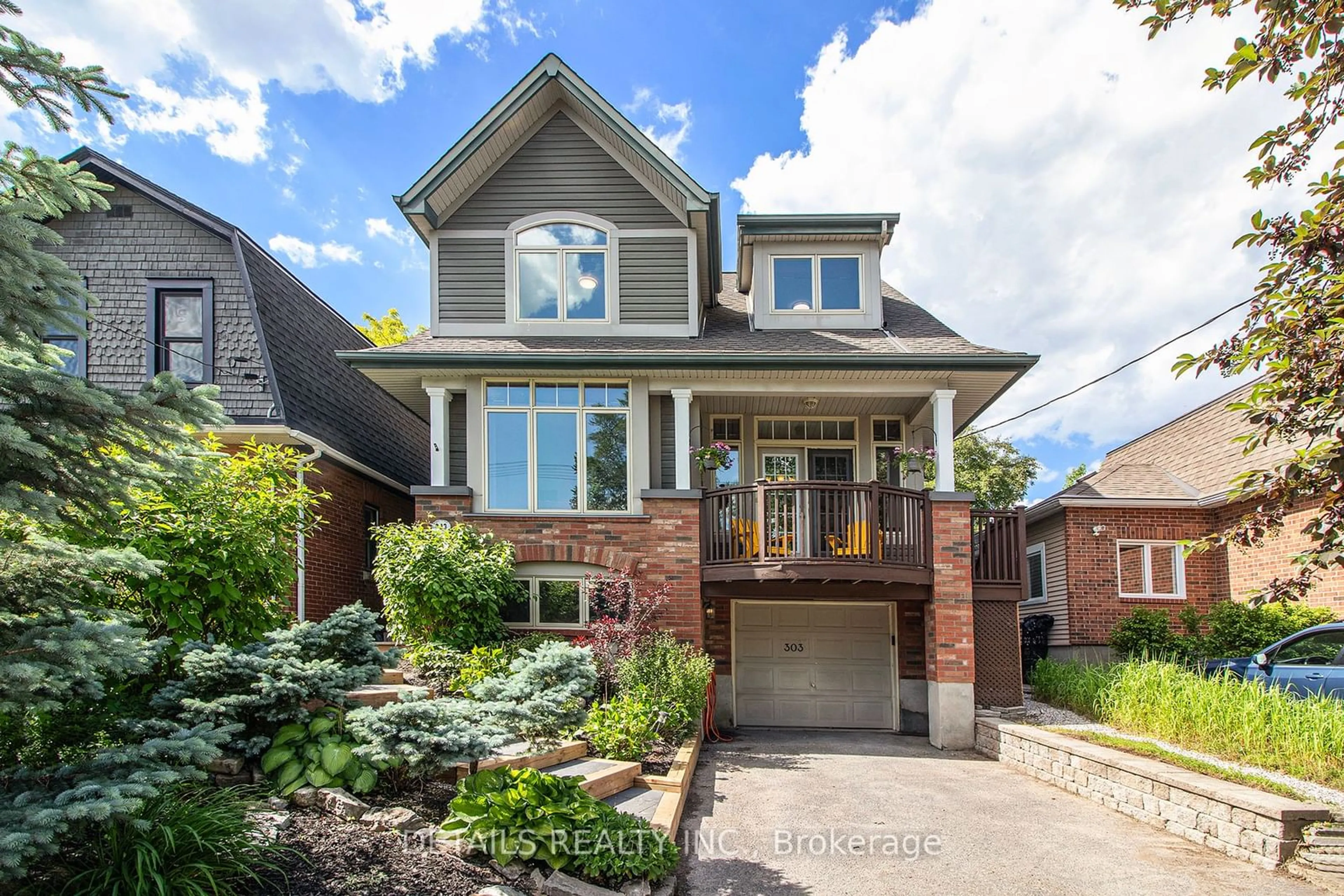 Home with brick exterior material for 303 Dovercourt Ave, Westboro - Hampton Park Ontario K1Z 7H4