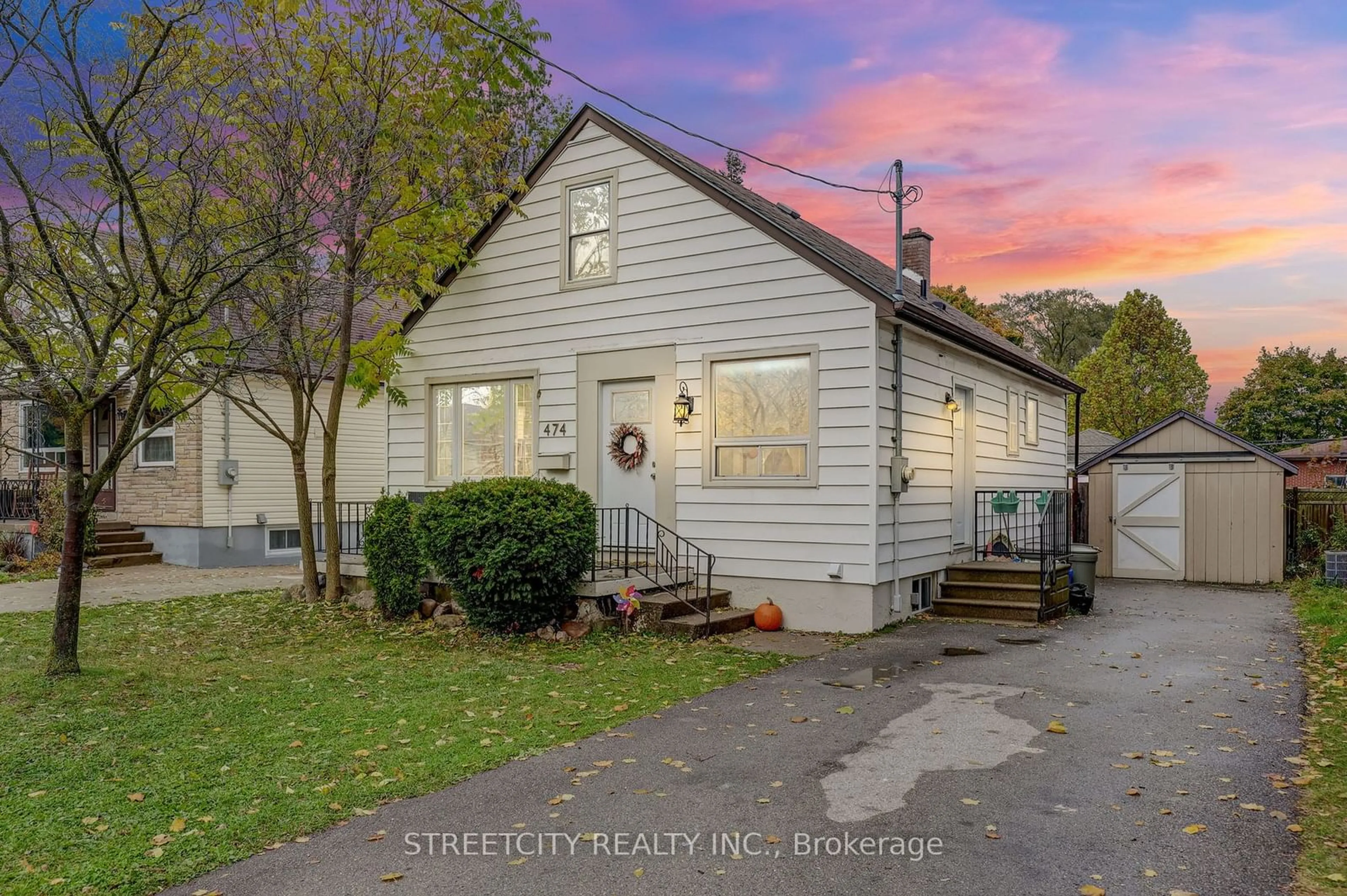 A pic from exterior of the house or condo, cottage for 474 Salisbury St, London Ontario N5Y 3B5