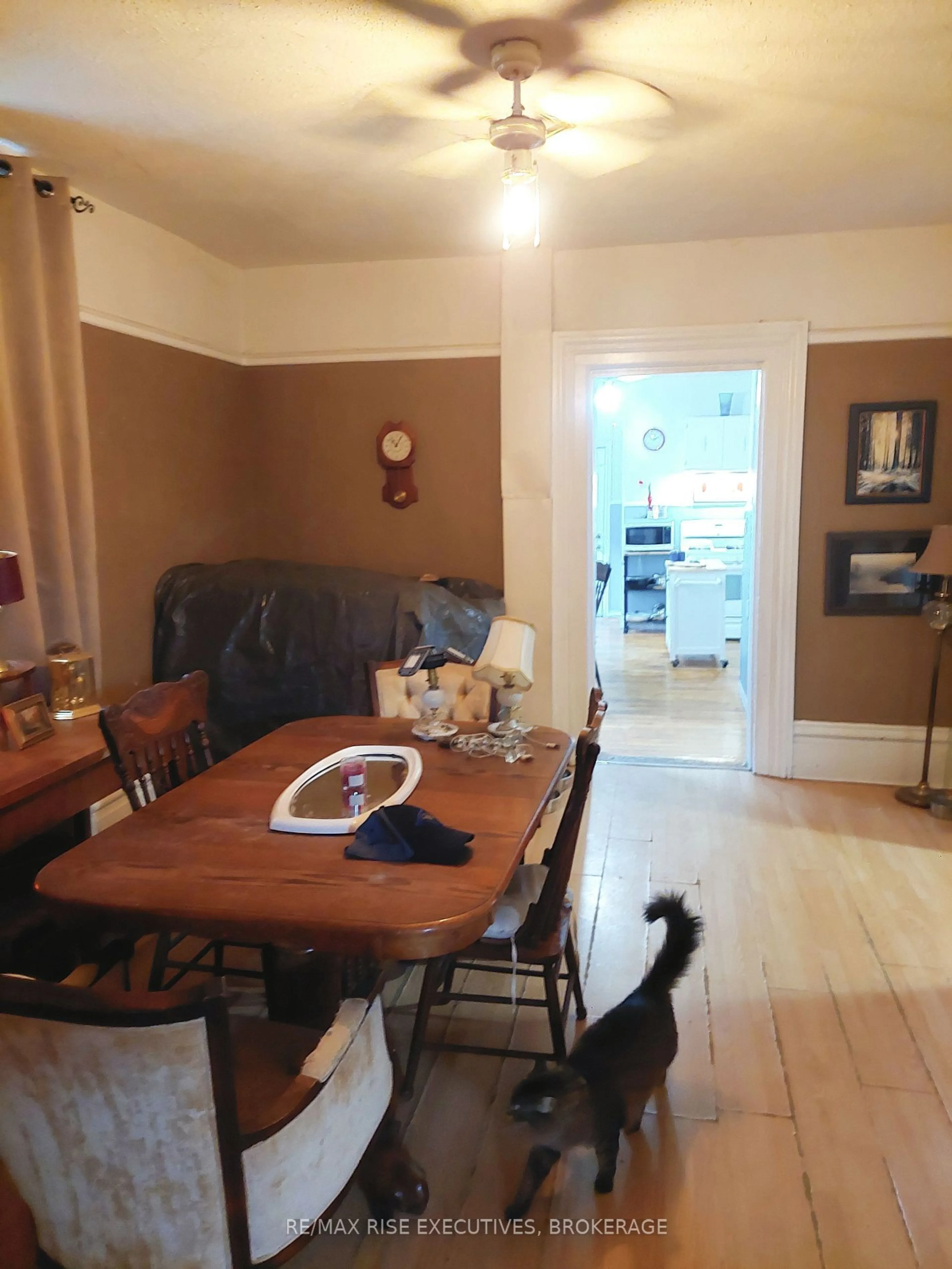 Dining room, wood floors, cottage for 73 Perth St, Brockville Ontario K6V 5C6