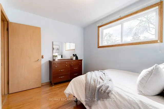 Additional property image - 146 West 3rd St