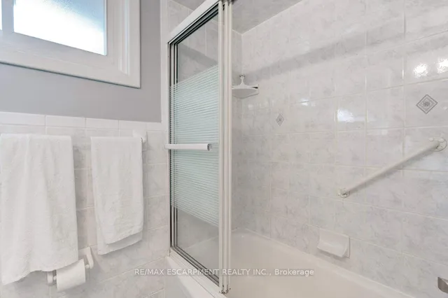 Additional property image - 146 West 3rd St