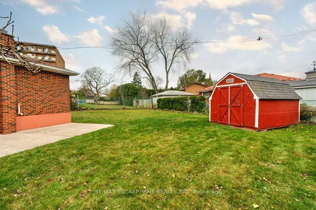 Additional property image - 146 West 3rd St