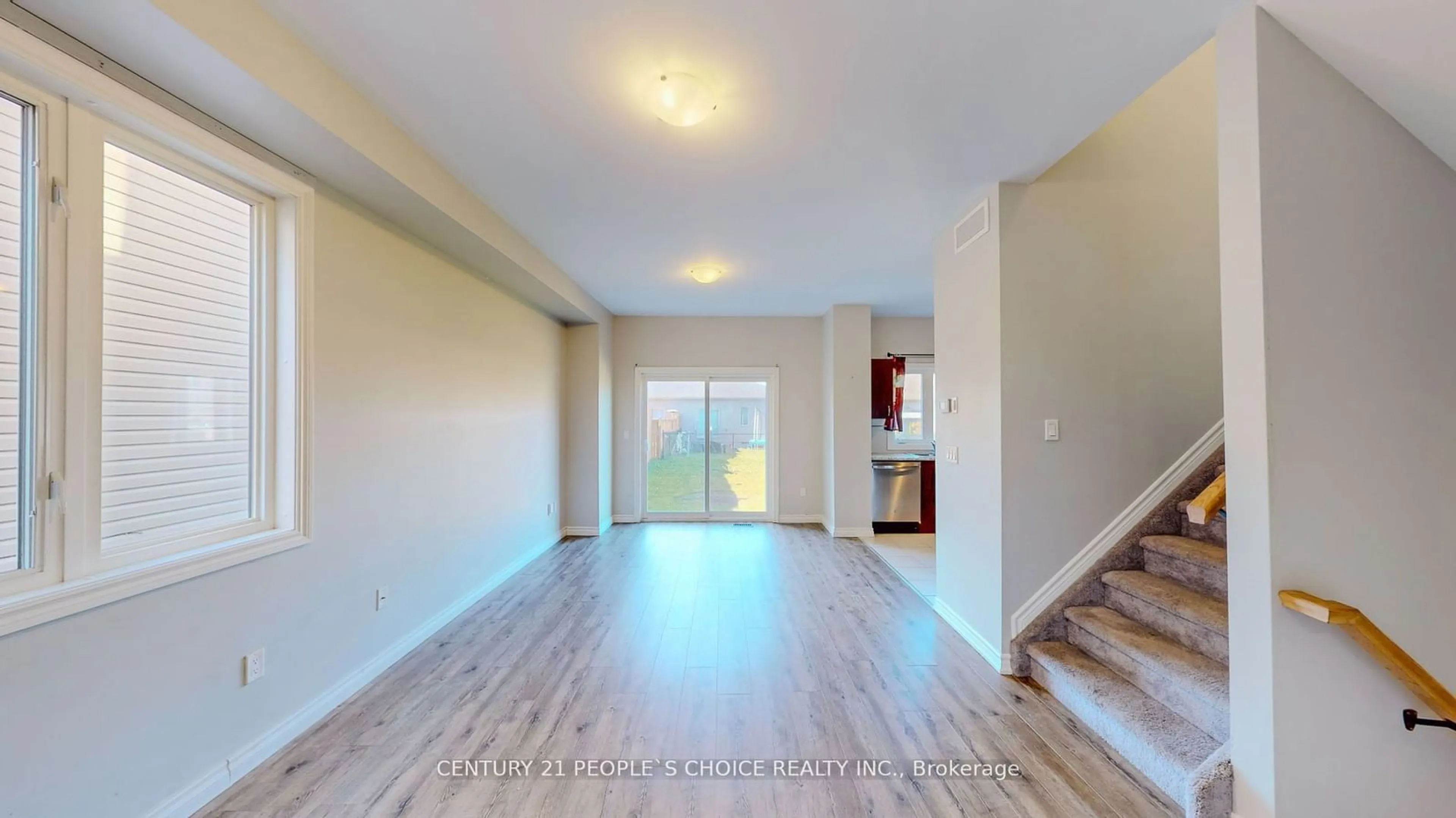 A pic of a room, wood floors for 14 Tegan Crt, Loyalist Ontario K0H 2H0