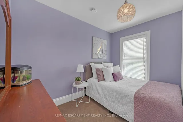 Additional property image - 226 Balsam Ave