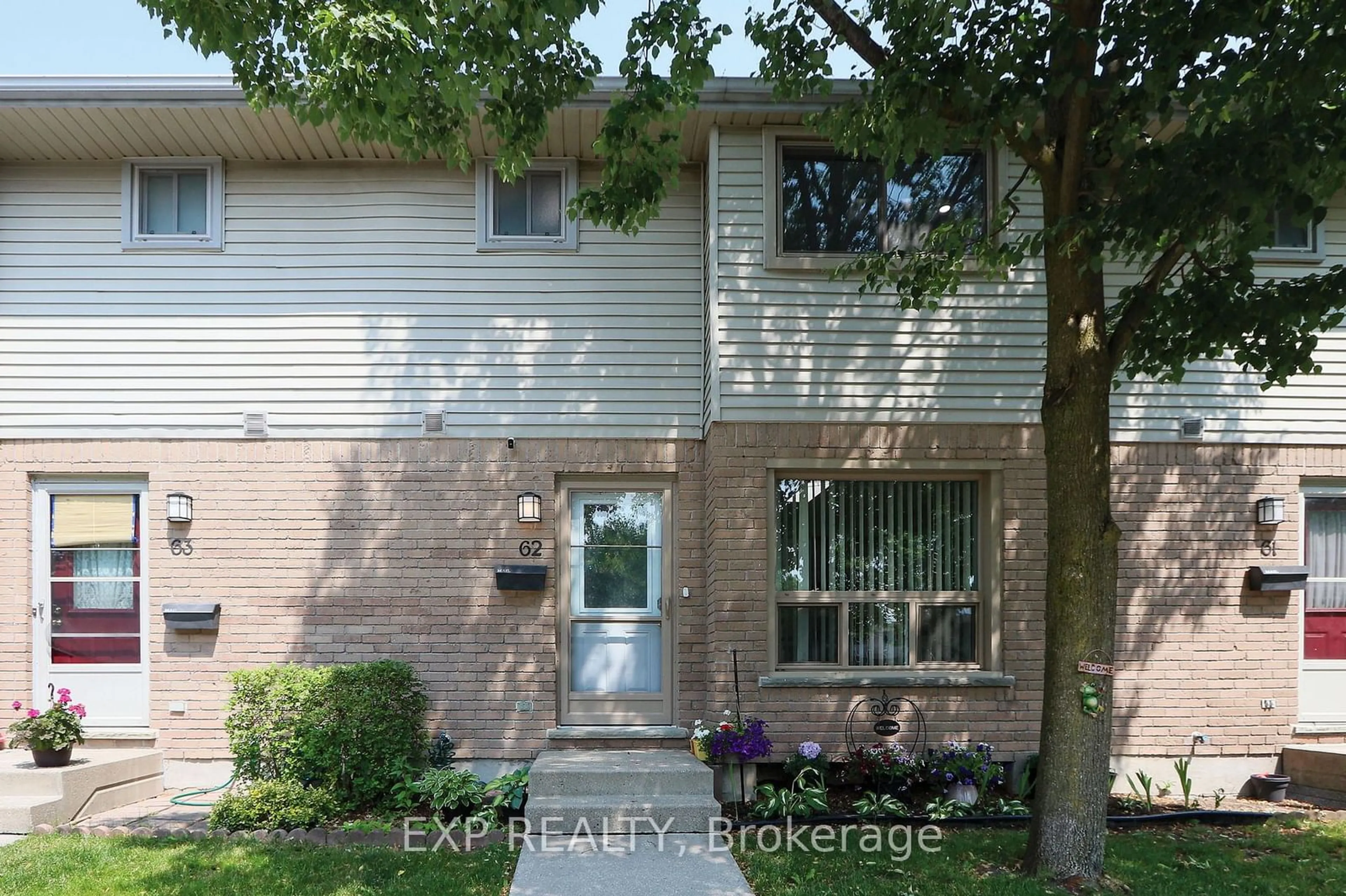 A pic from exterior of the house or condo, cottage for 75 Ansondale Rd #62, London Ontario N6C 5W5