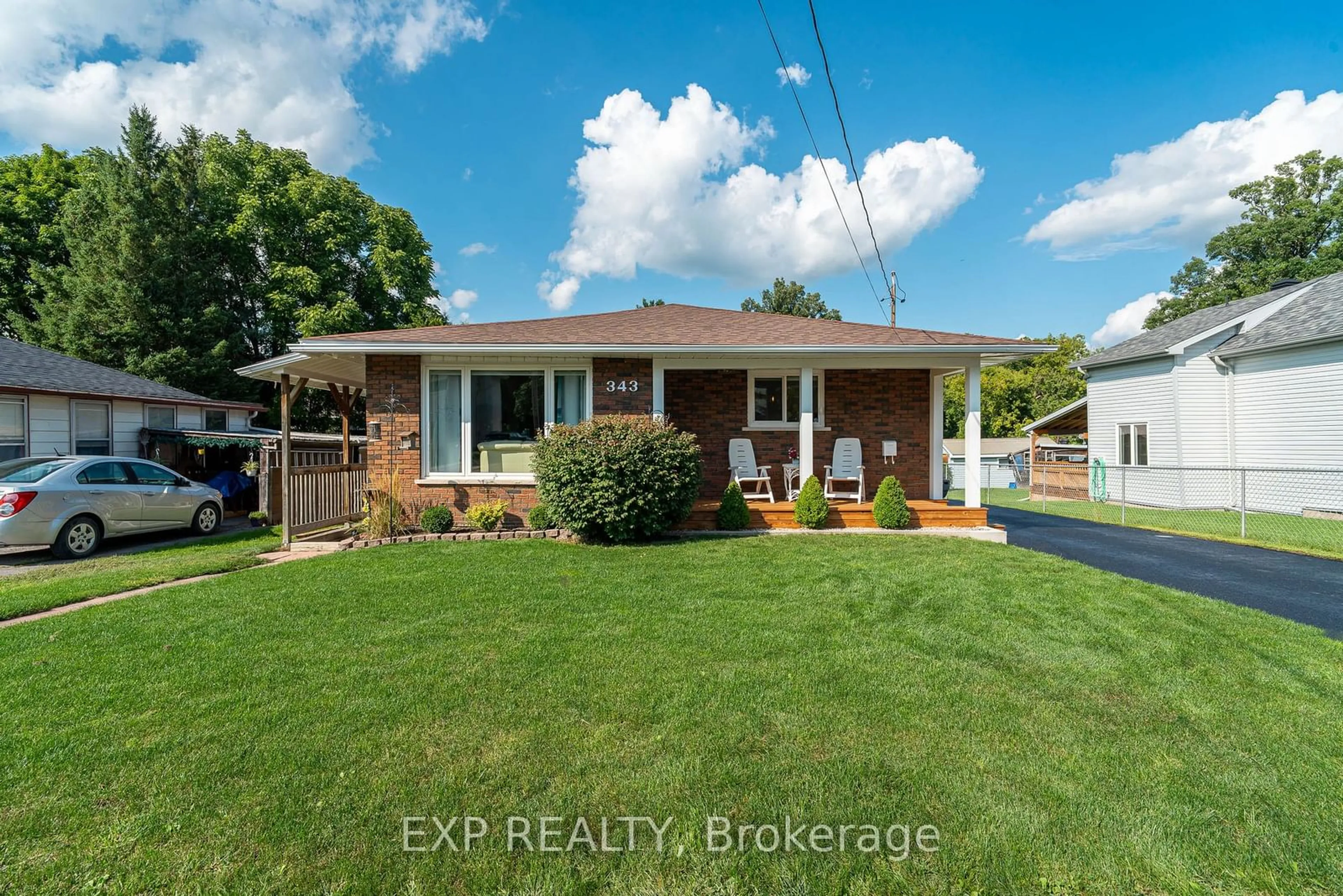 Frontside or backside of a home, cottage for 343 HARRY St, Renfrew Ontario K7V 3E3