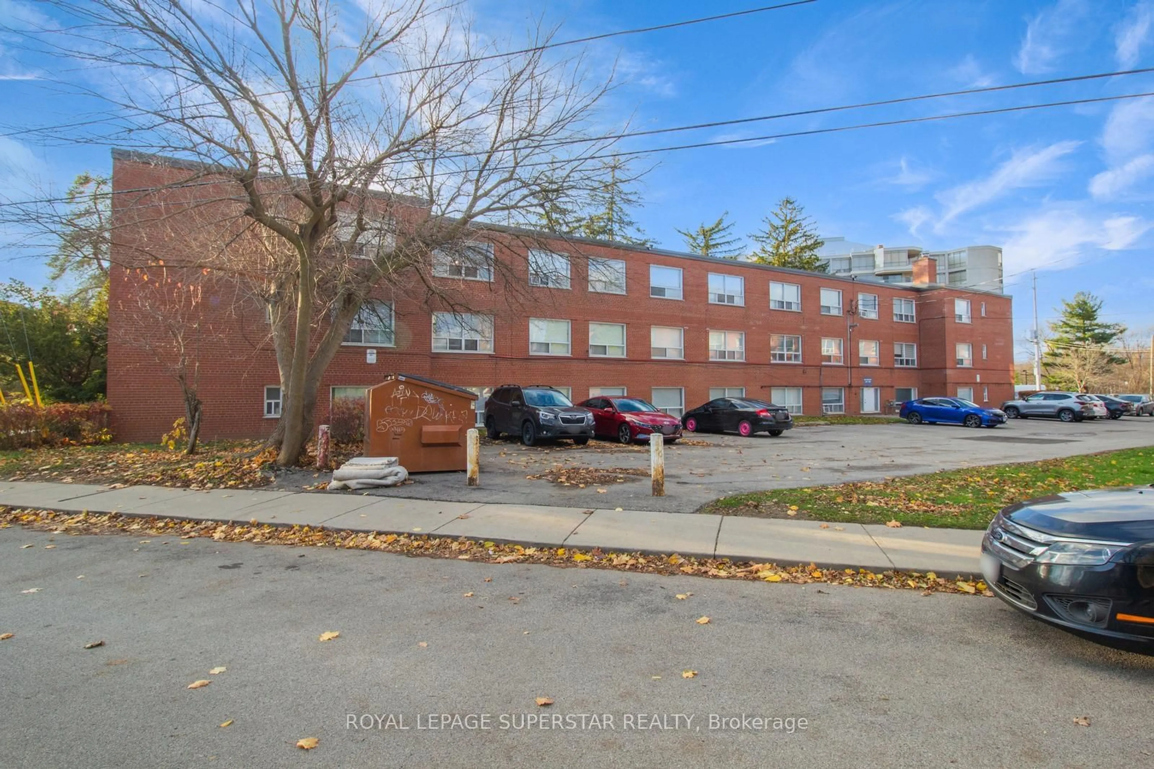 A pic from exterior of the house or condo, the front or back of building for 57 Mericourt Rd #201, Hamilton Ontario L8S 2N5