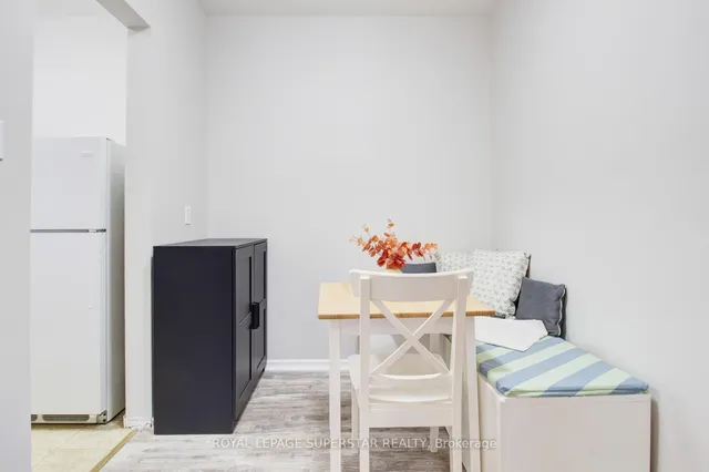 Additional property image - 57 Mericourt Rd Unit 201