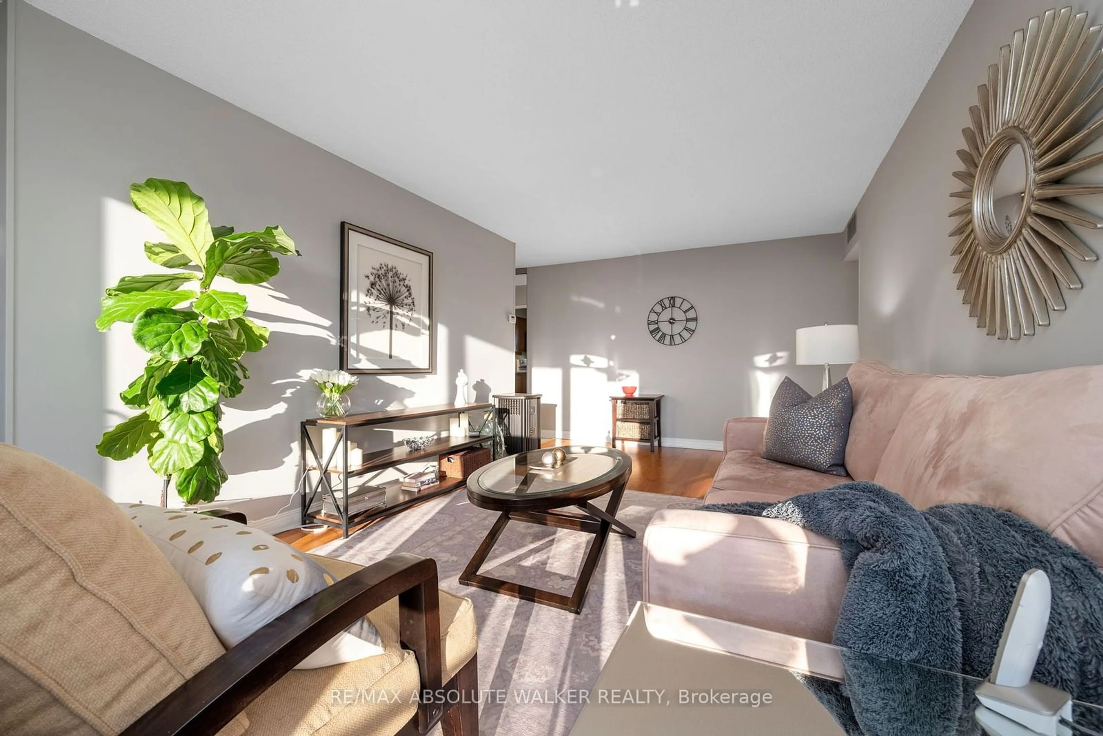 Living room, wood floors for 1195 Richmond Rd #1601, Woodroffe Ontario K2B 8E4