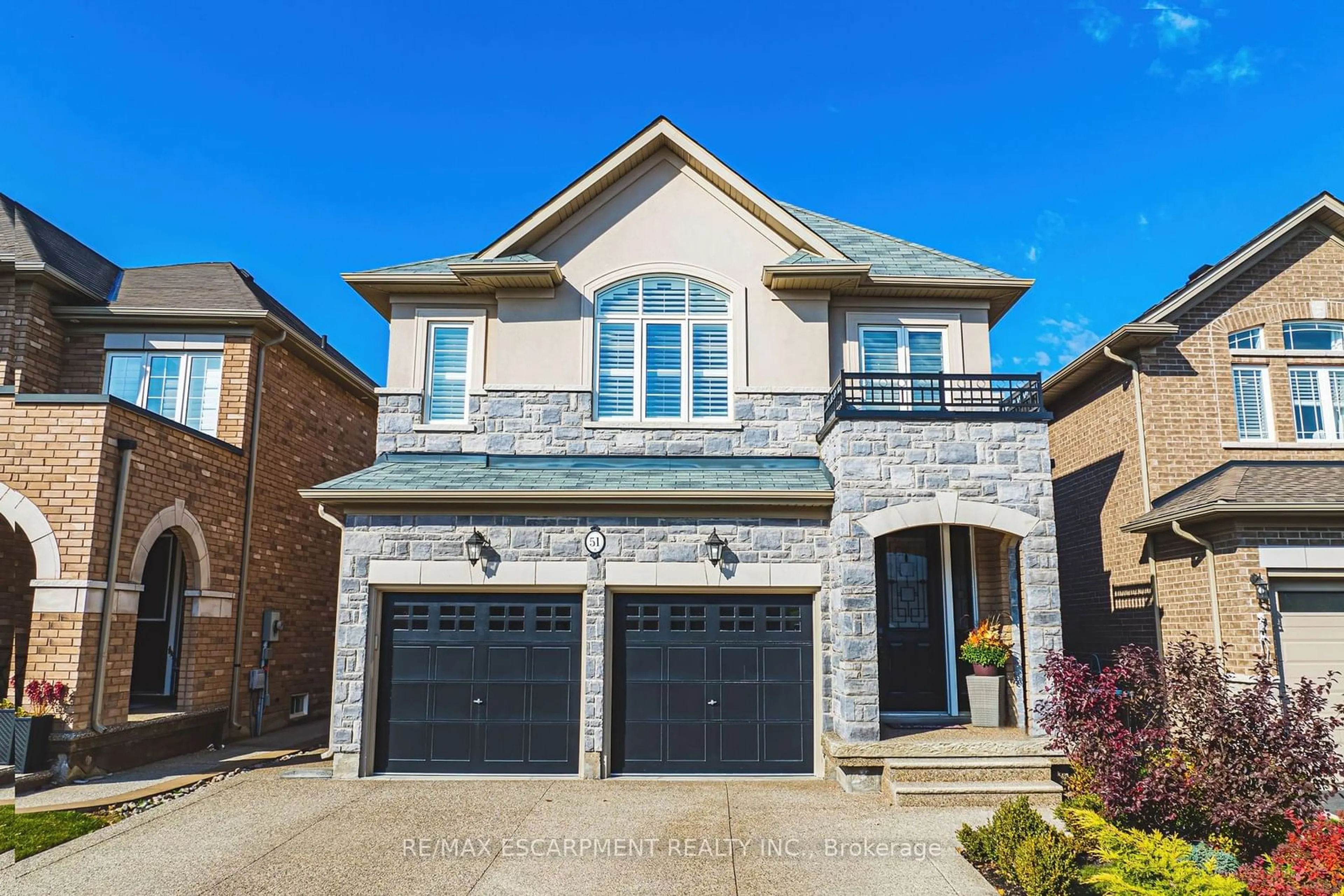 Home with brick exterior material for 51 Narbonne Cres, Hamilton Ontario L8J 0J7