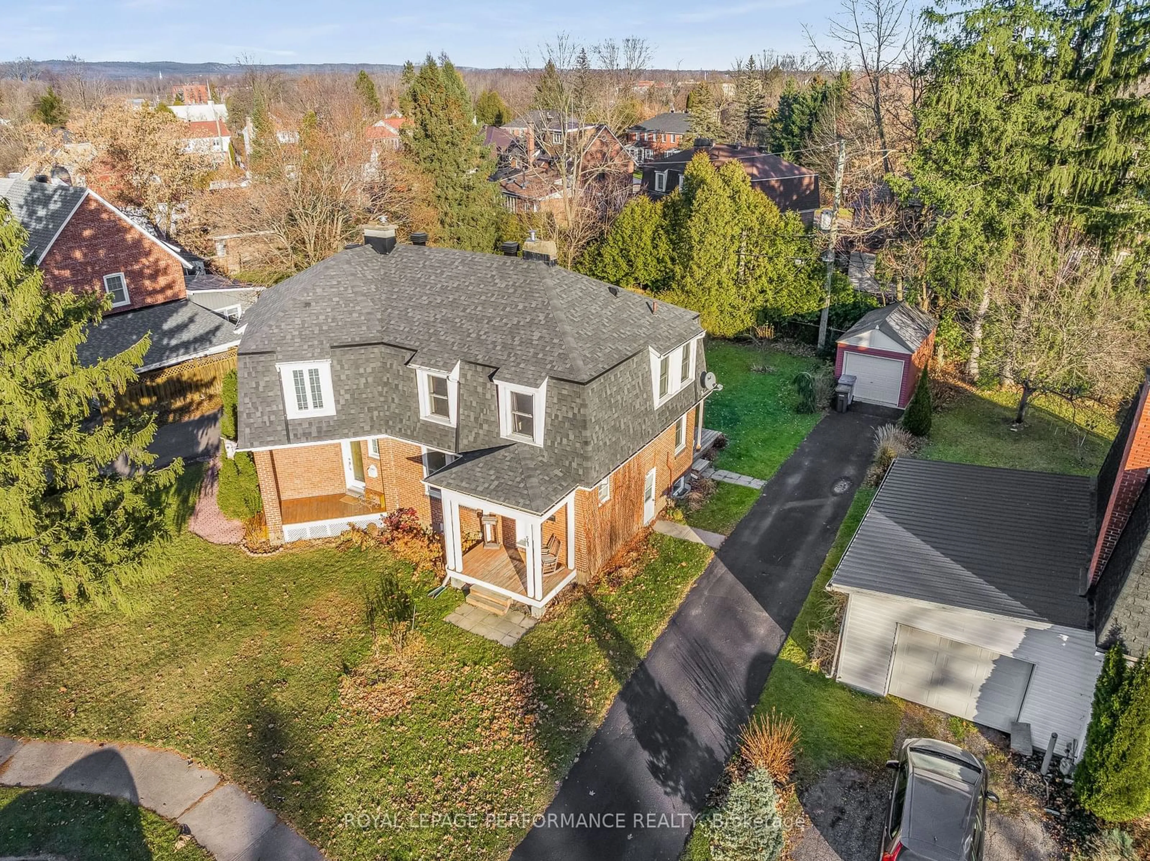 Frontside or backside of a home, the street view for 541 Smerdon St, Hawkesbury Ontario K6A 2M9