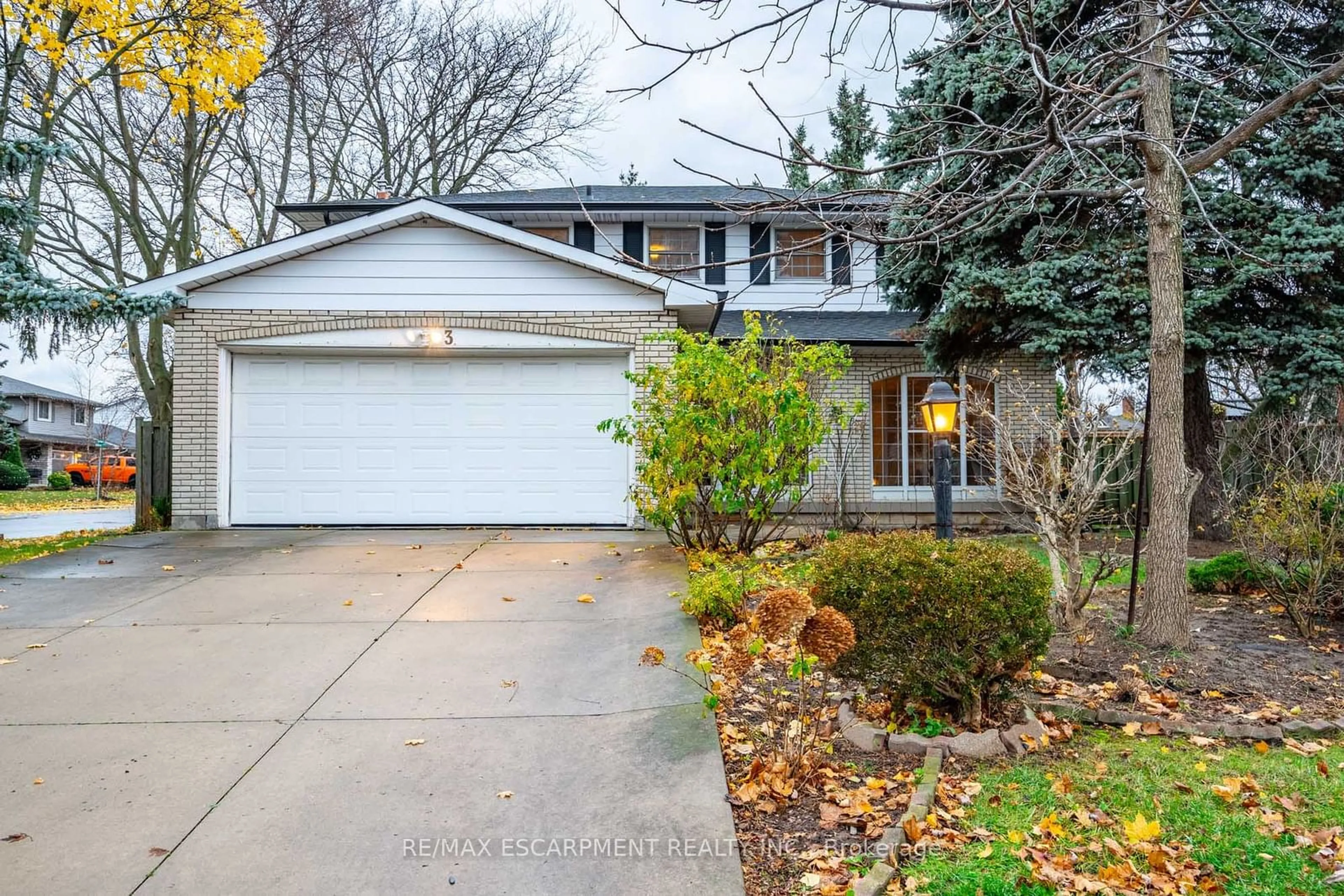 Frontside or backside of a home, the fenced backyard for 3 SAN PAULO Dr, Hamilton Ontario L9C 6R6