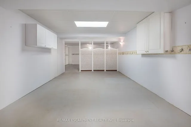 Additional property image - 81 Valridge Dr Unit 8
