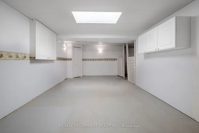 Additional property image - 81 Valridge Dr Unit 8