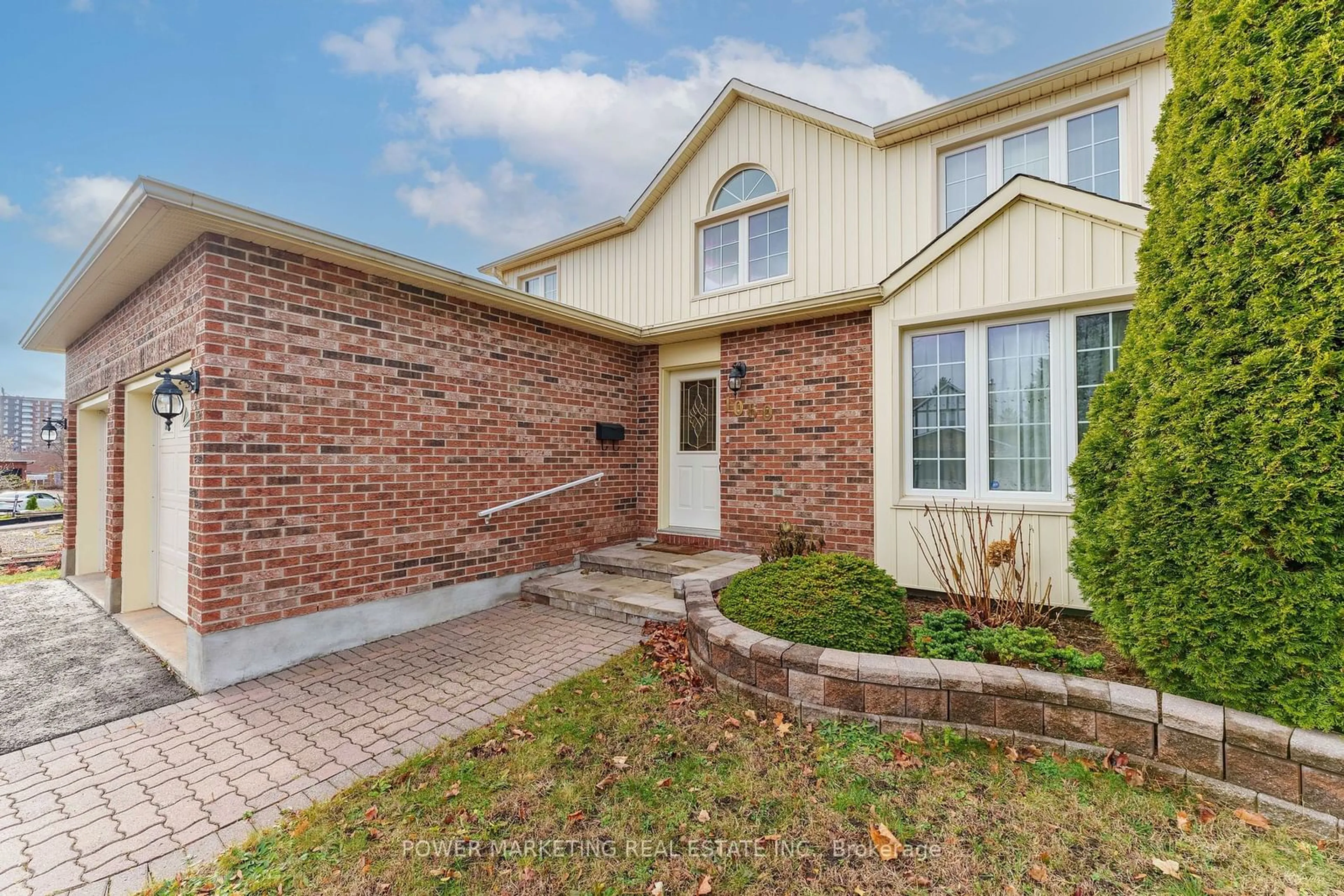 Home with brick exterior material for 1060 Grenon Ave, Britannia Heights - Queensway Terrace N and Area Ontario K2B 8N1