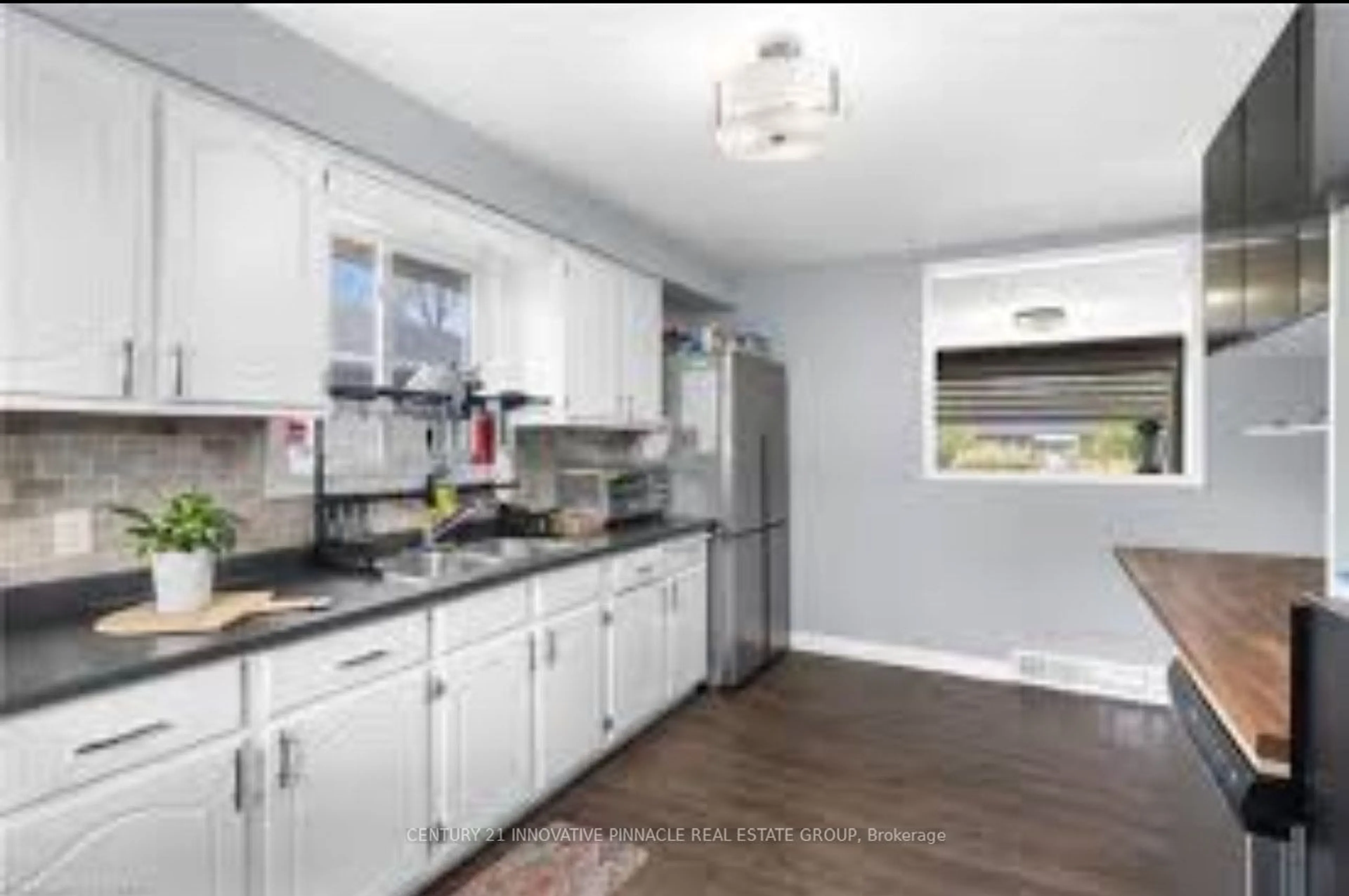 Kitchen, wood floors, cottage for 163 Atkinson Blvd, London Ontario N5W 4Z3