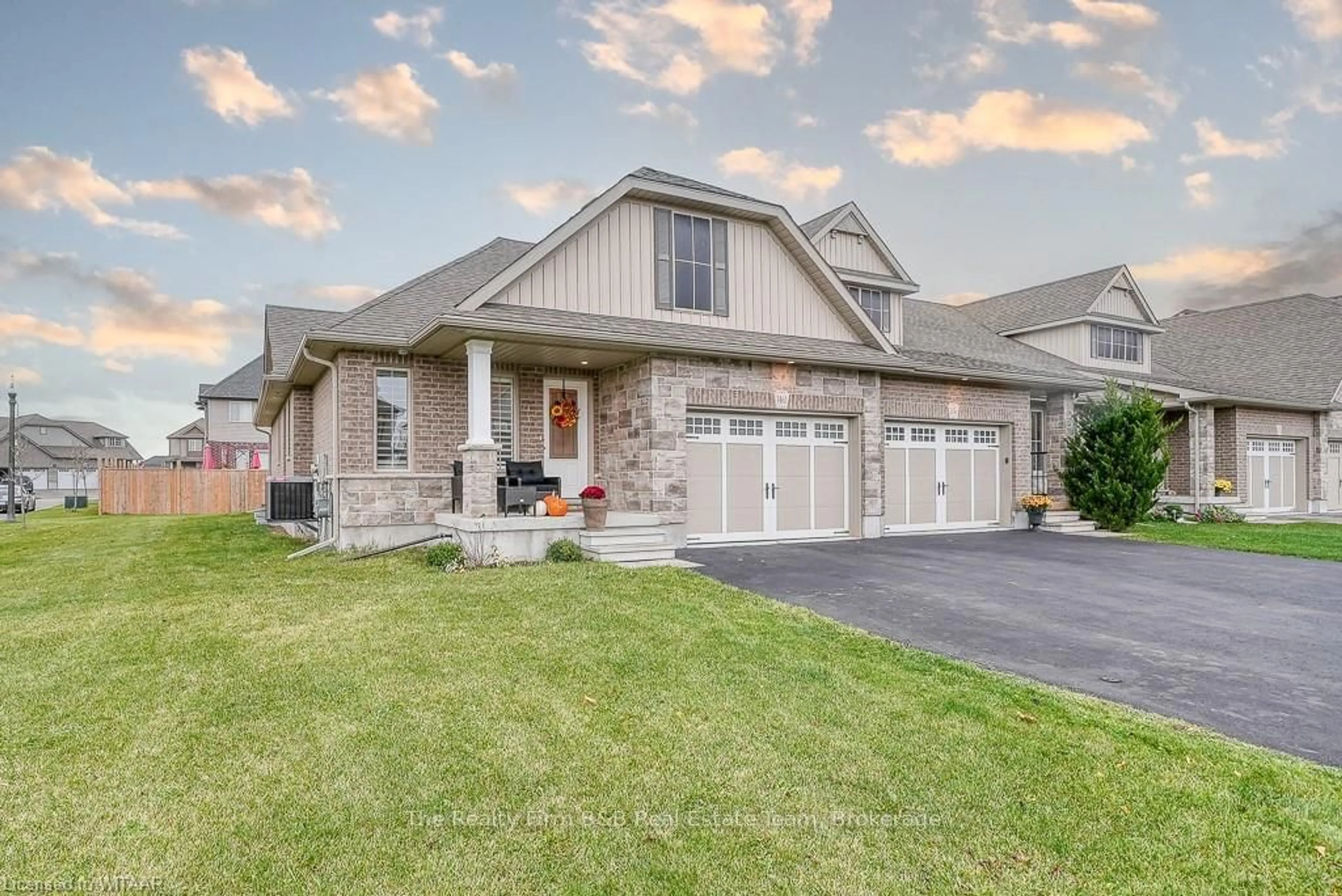 Frontside or backside of a home, cottage for 1460 DUNKIRK AVENUE, Woodstock Ontario N4T 0J9