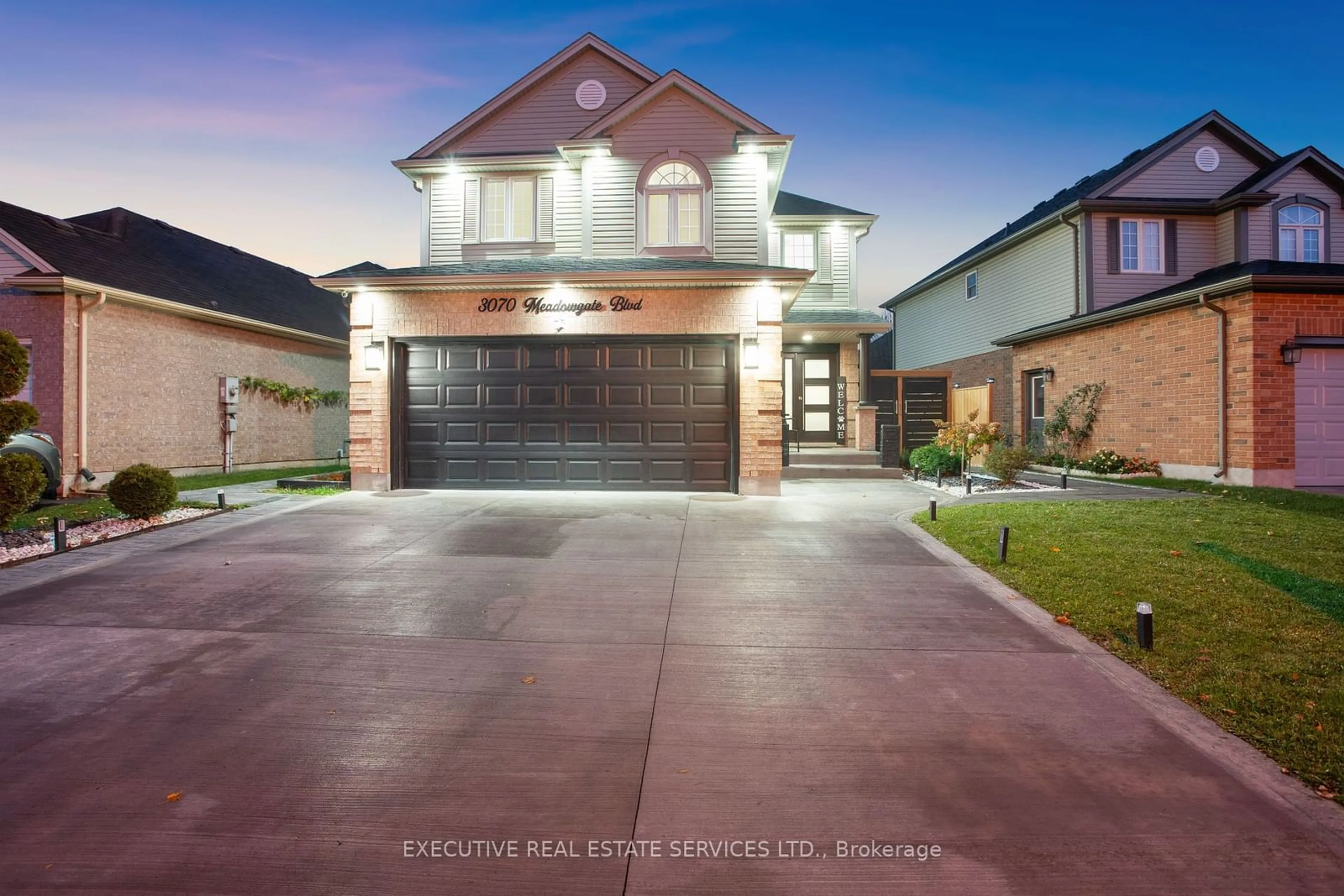 Frontside or backside of a home, the street view for 3070 MEADOWGATE Blvd, London Ontario N6M 1L1