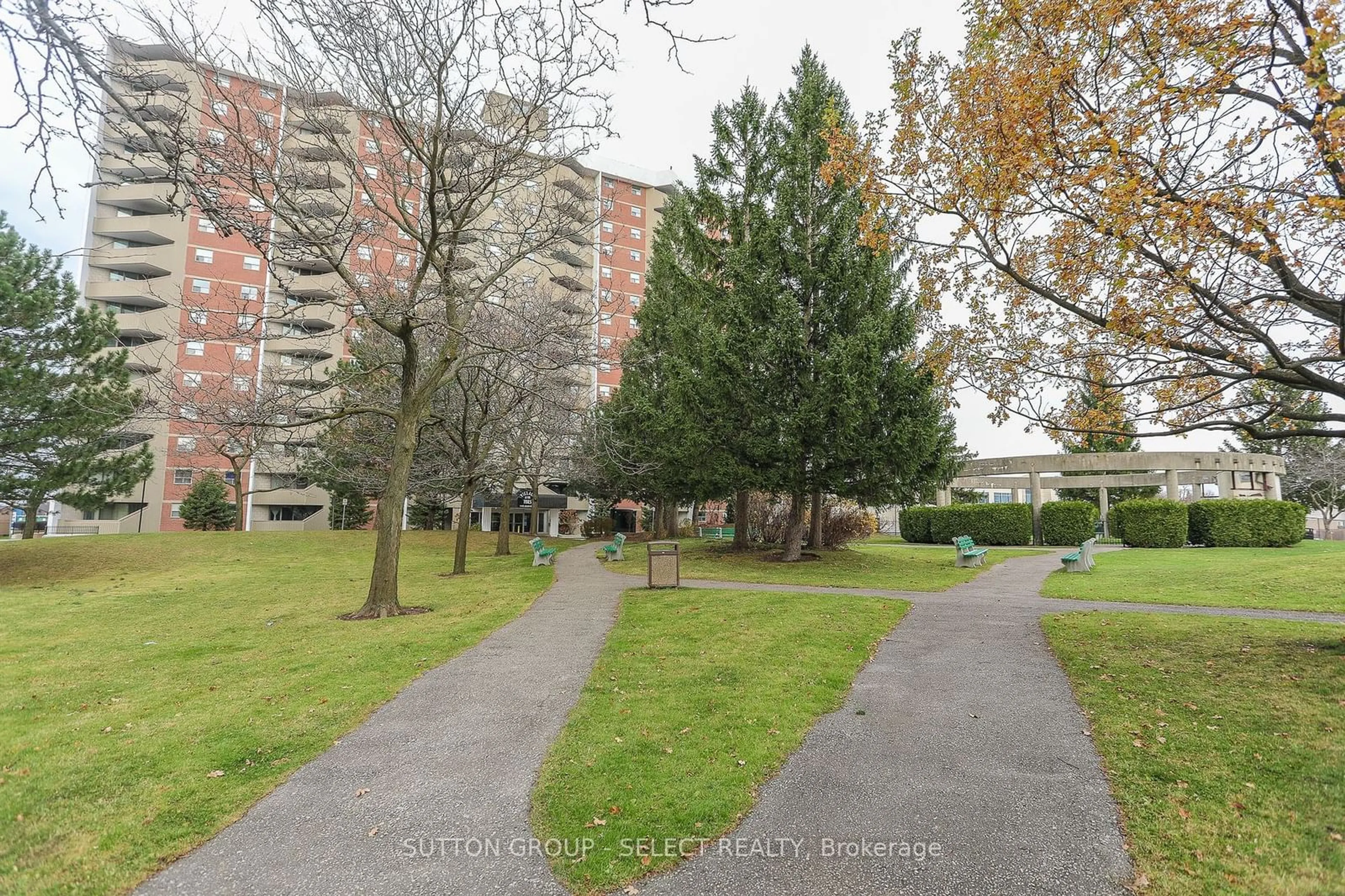 A pic from exterior of the house or condo, the street view for 1103 Jalna Blvd #110, London Ontario N6E 1W8