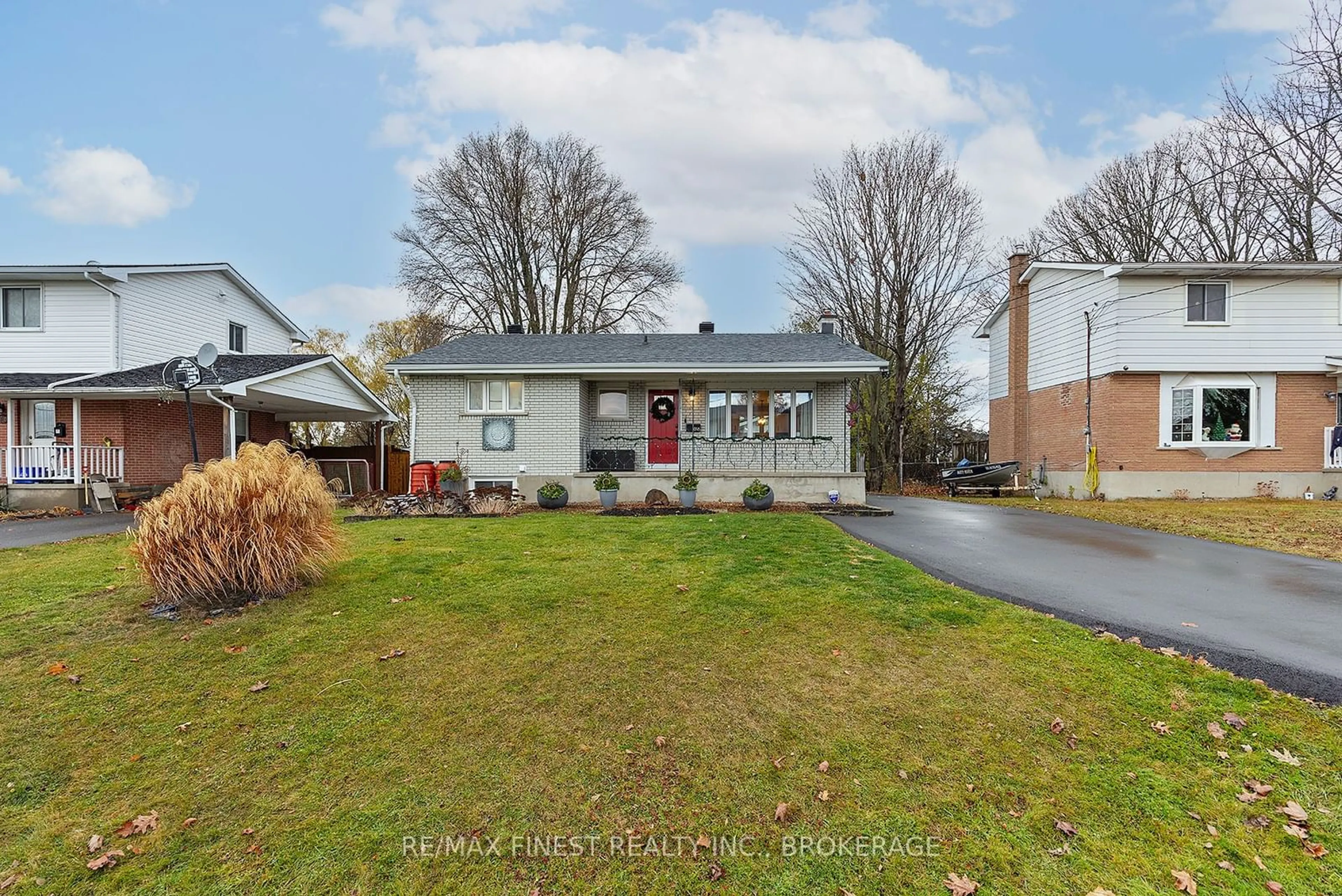 Frontside or backside of a home, the street view for 1016 Wise St, Kingston Ontario K7P 2V9