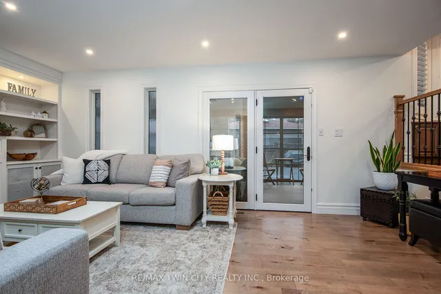 Additional property image - 33 Woodview Cres