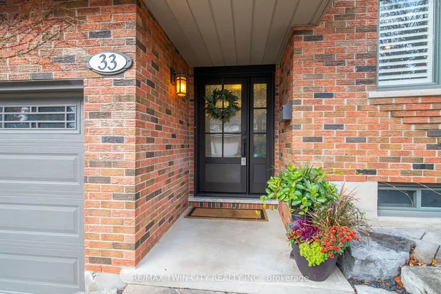 Additional property image - 33 Woodview Cres