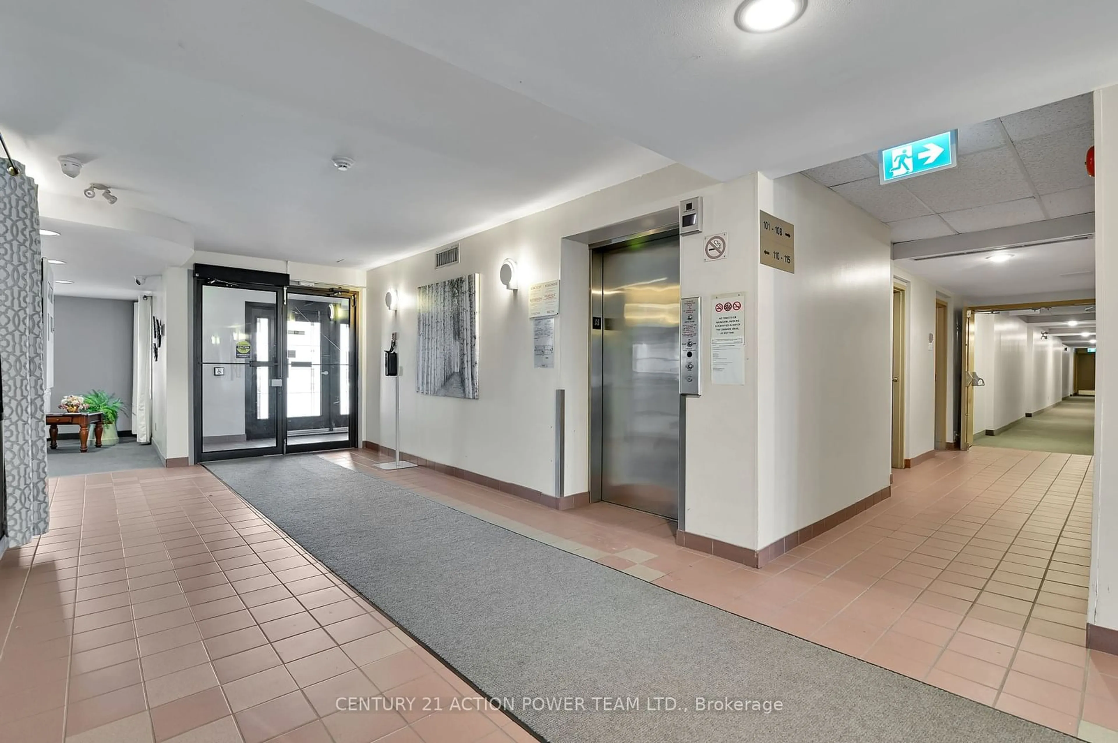 Indoor foyer, unknown floor for 1099 Cadboro Rd #113, Cyrville - Carson Grove - Pineview Ontario K1J 9K4