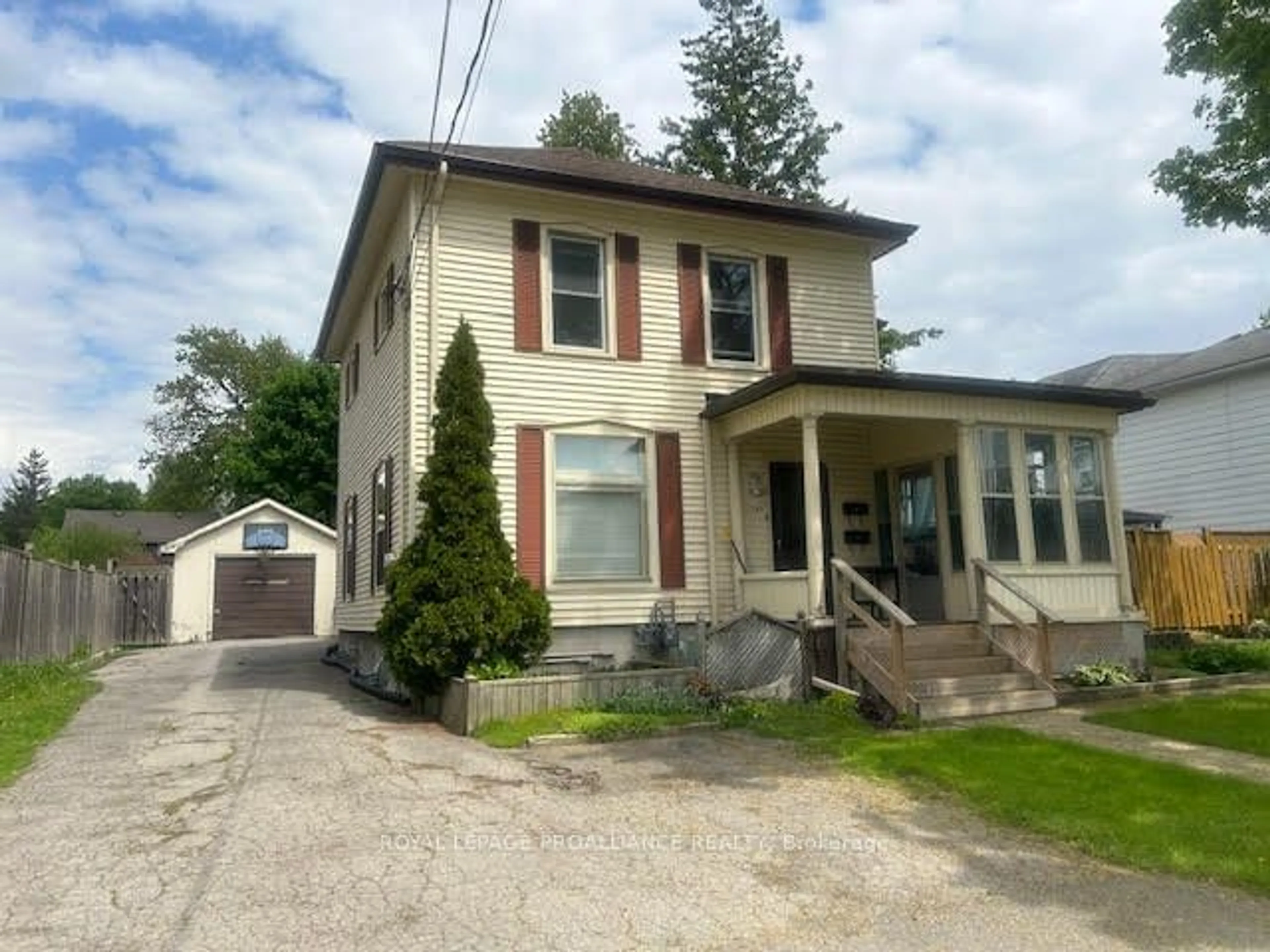 Frontside or backside of a home, cottage for 161 Foster Ave, Belleville Ontario K8N 3P8