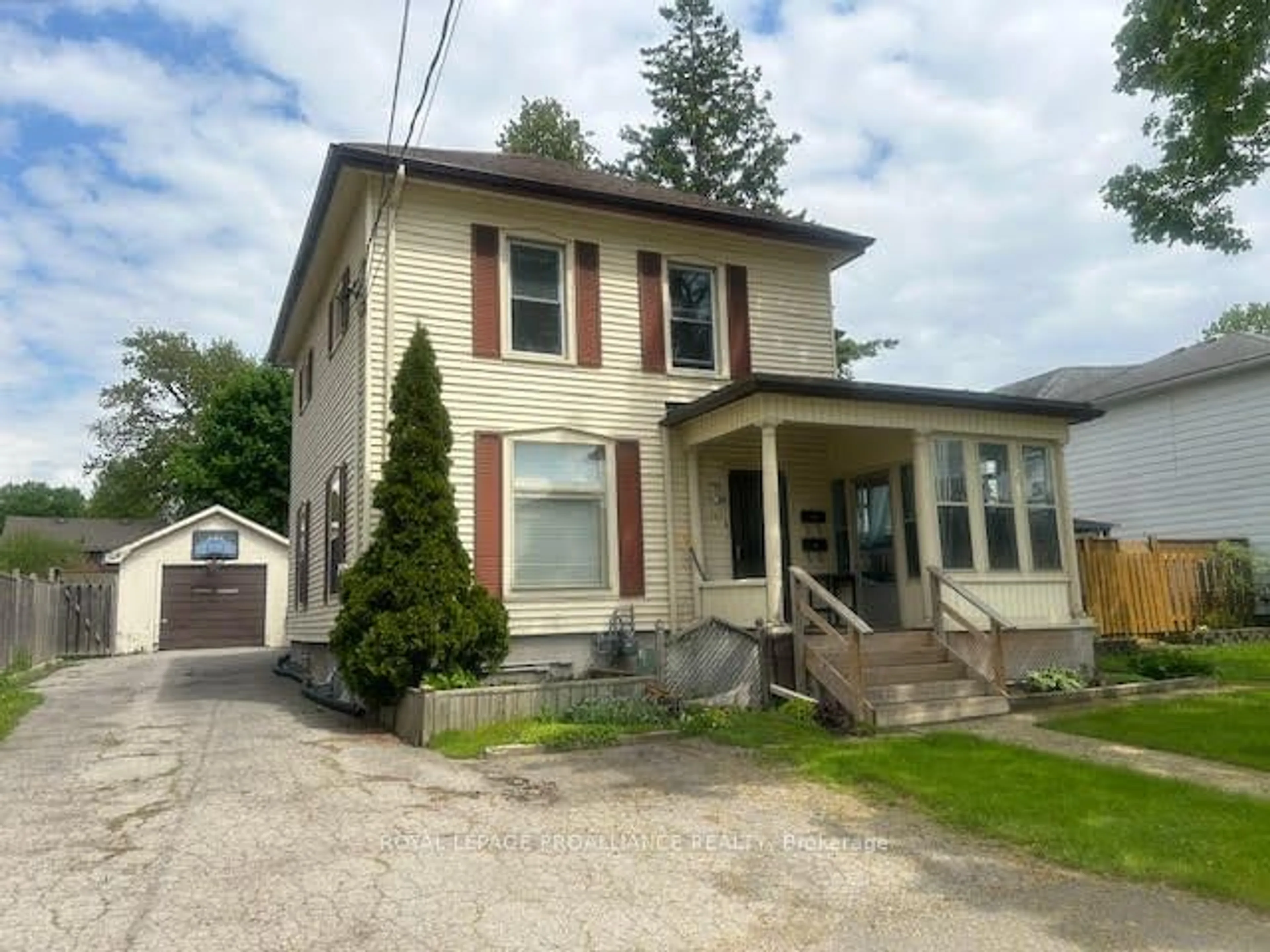 Frontside or backside of a home, cottage for 161 Foster Ave, Belleville Ontario K8N 3P8