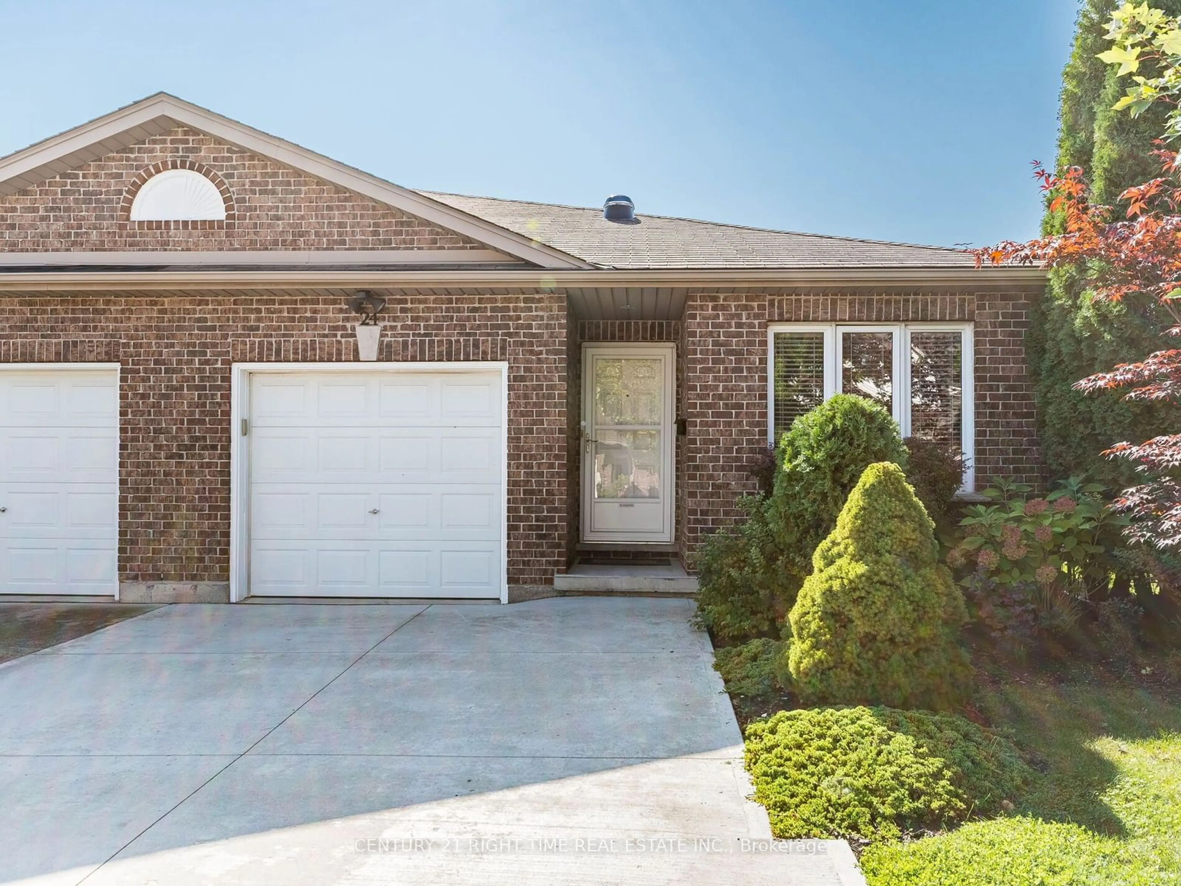 Home with brick exterior material for 24 Bluegrass Cres, St. Catharines Ontario L2P 0A7