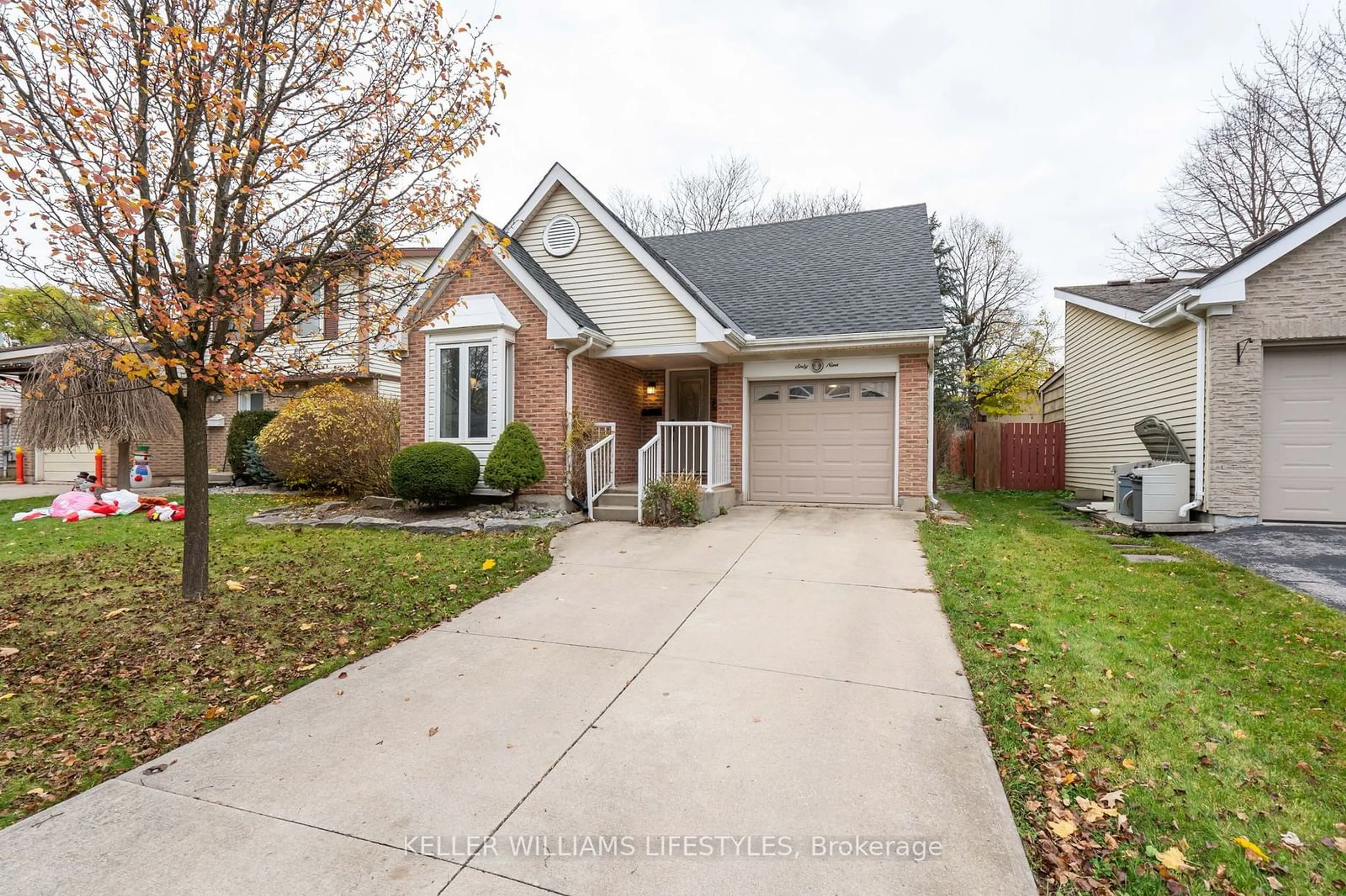 Frontside or backside of a home, the street view for 69 Beechbank Cres, London Ontario N6E 2P1